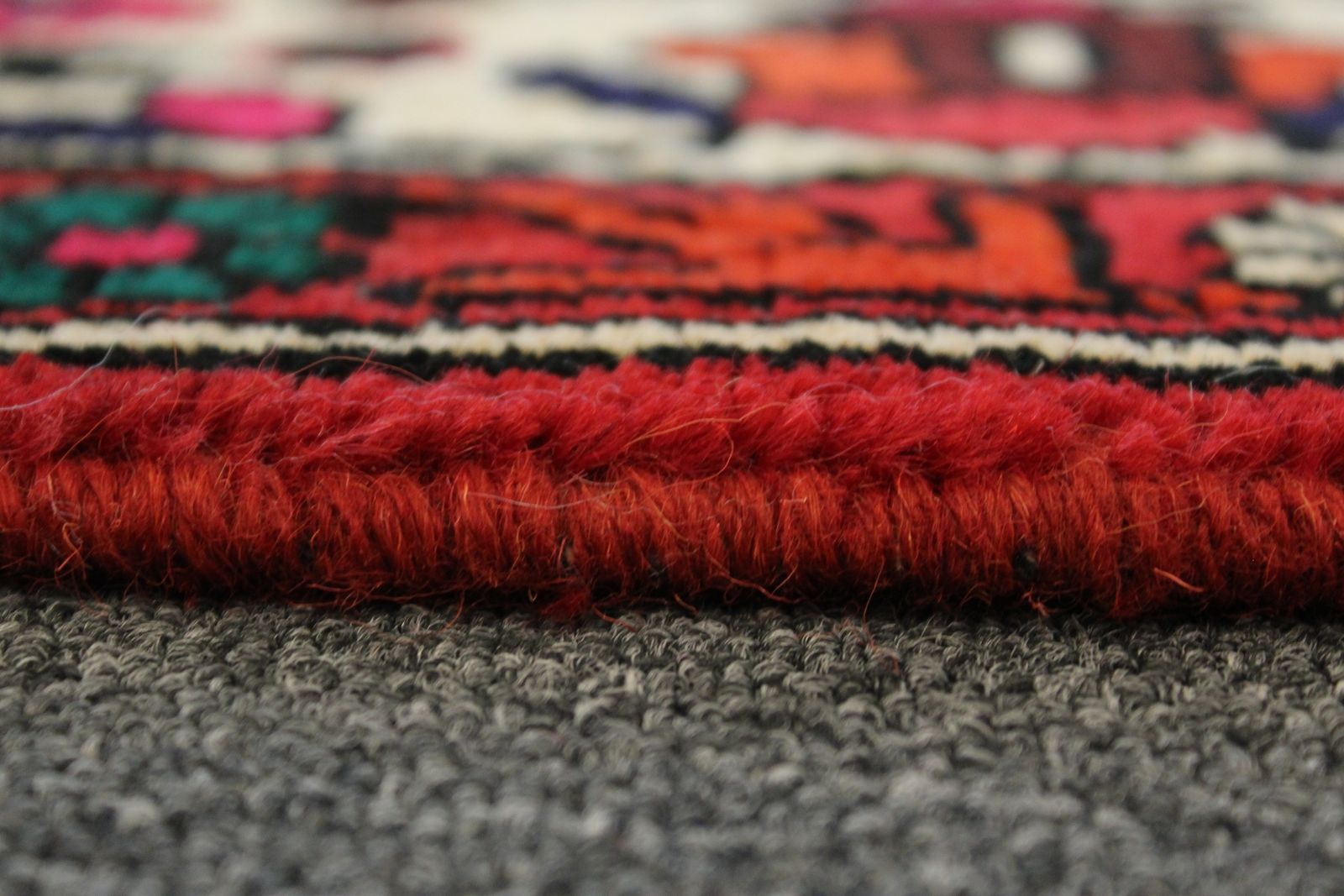 Lilihan Rug - 290 cm x 205 cm