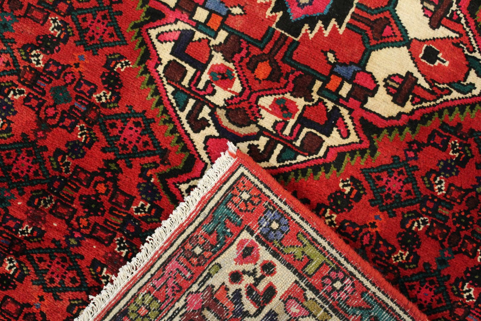 Lilihan Rug - 290 cm x 205 cm