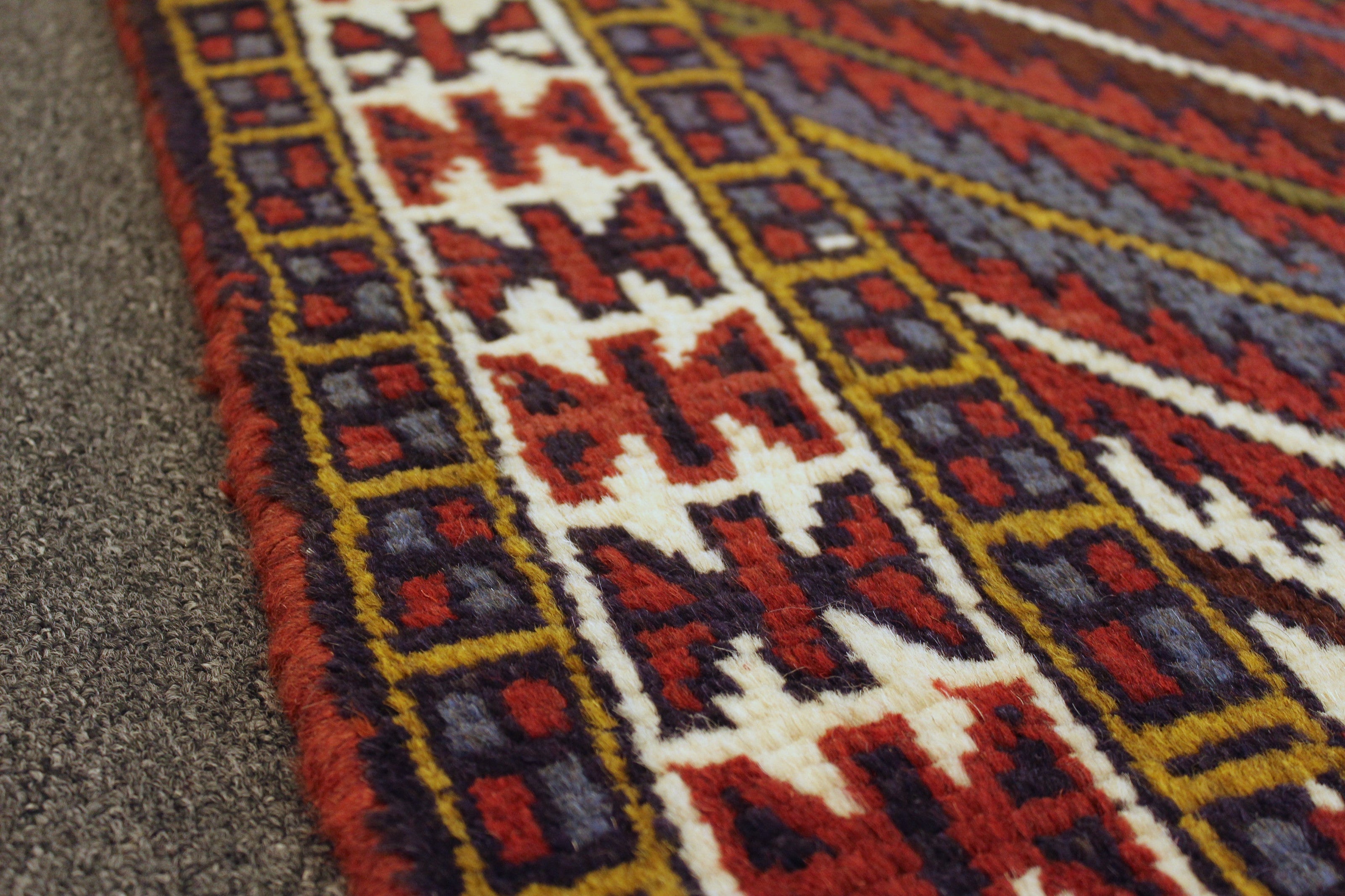 Mashwani Rug - 190 cm x 110 cm