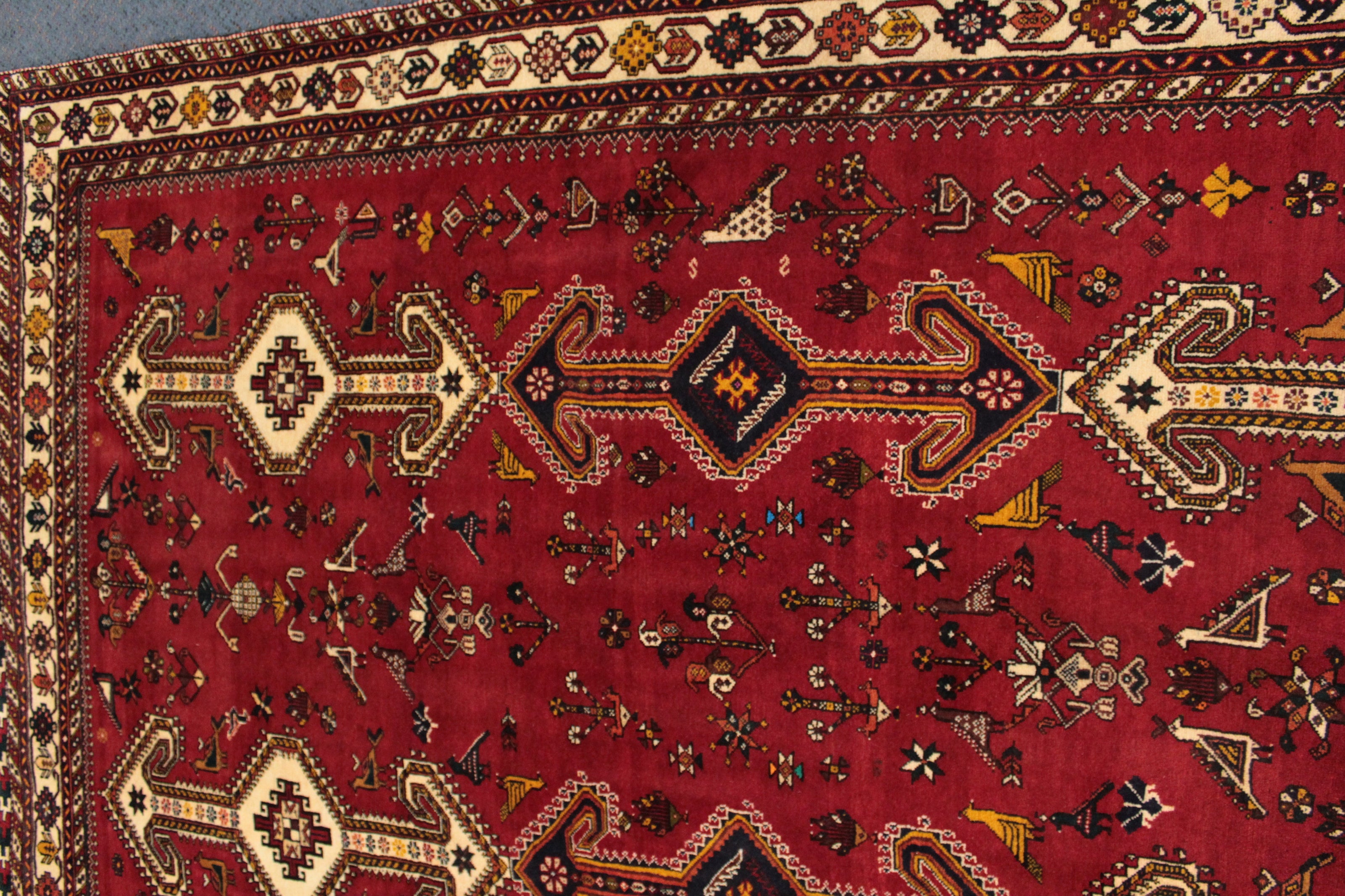 Nasrabad Rug - 278 cm x 166 cm