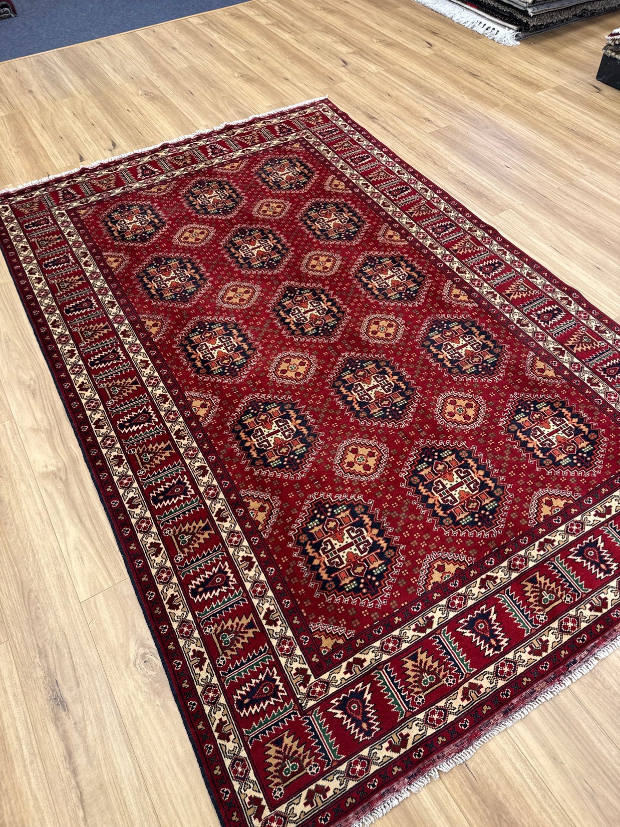 Karghai Rug - 298 cm x 191 cm