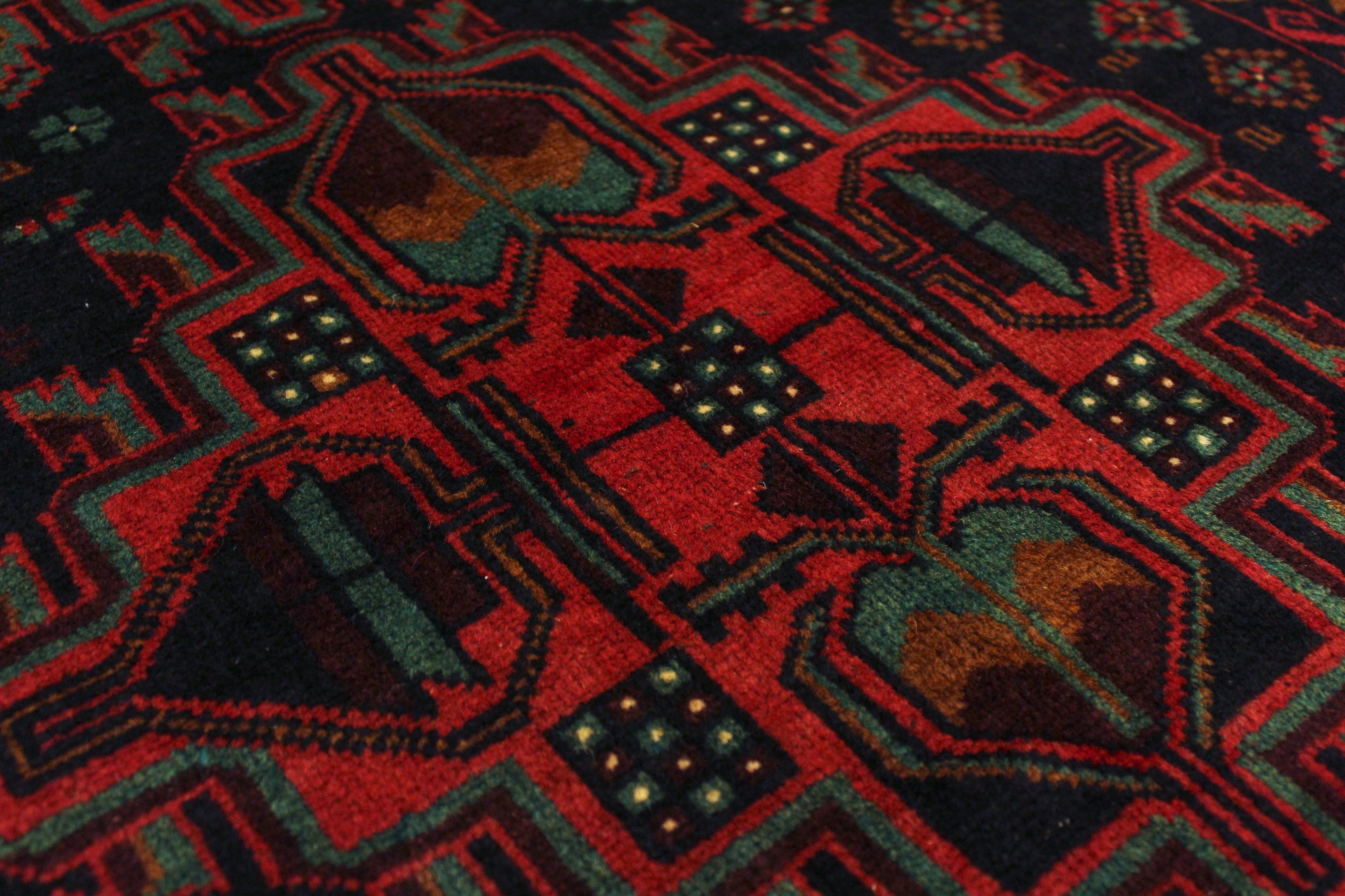 Fine Baluchi Rug - 192 cm x 115 cm