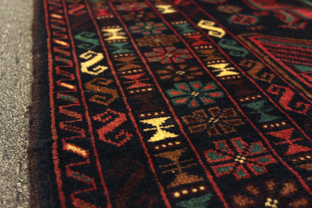 Fine Baluchi Rug - 192 cm x 115 cm