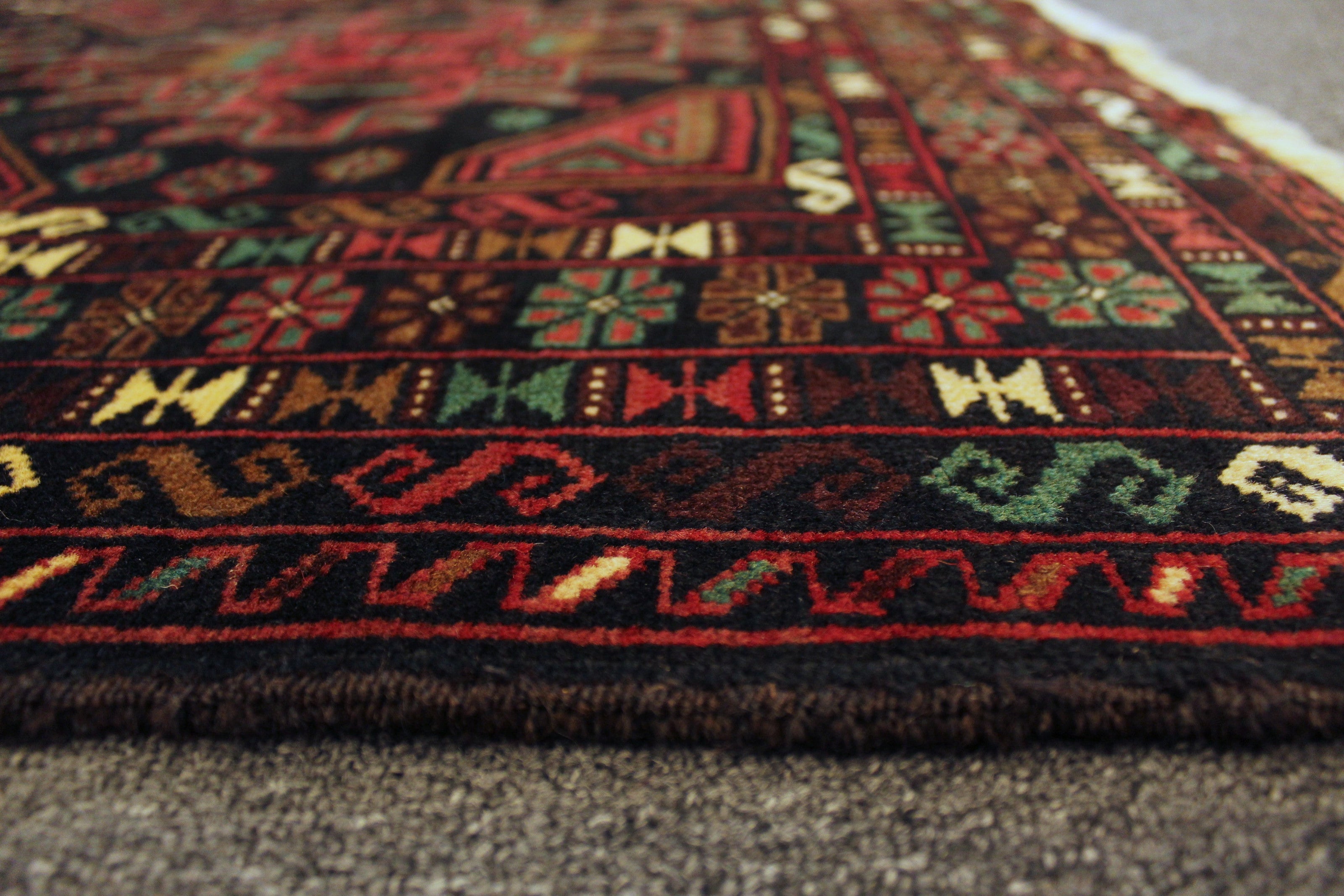 Fine Baluchi Rug - 192 cm x 115 cm