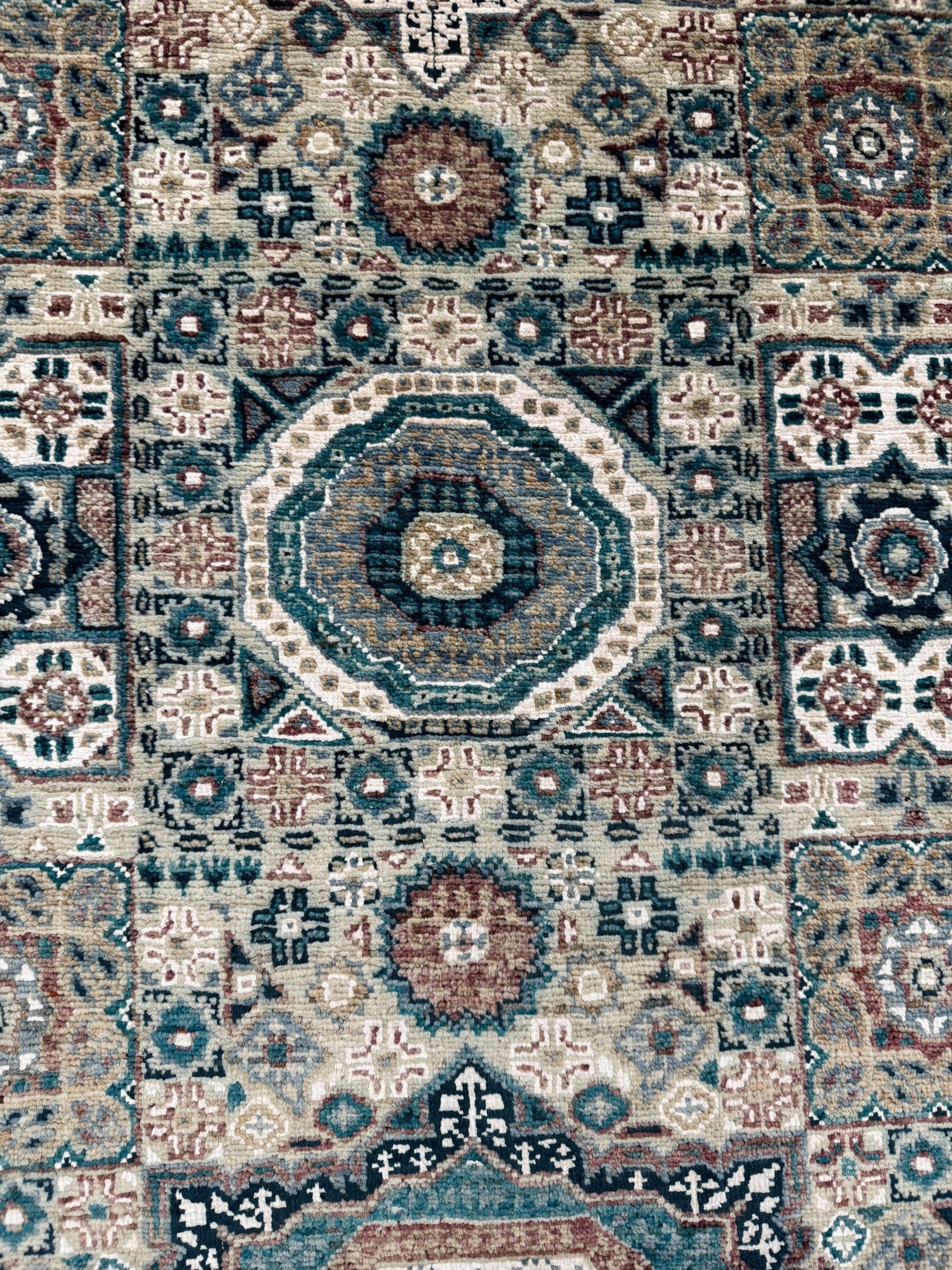 Mamluk Rug - 396 cm x 107 cm