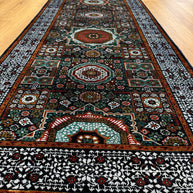 Mamluk Rug - 401 cm x 106 cm
