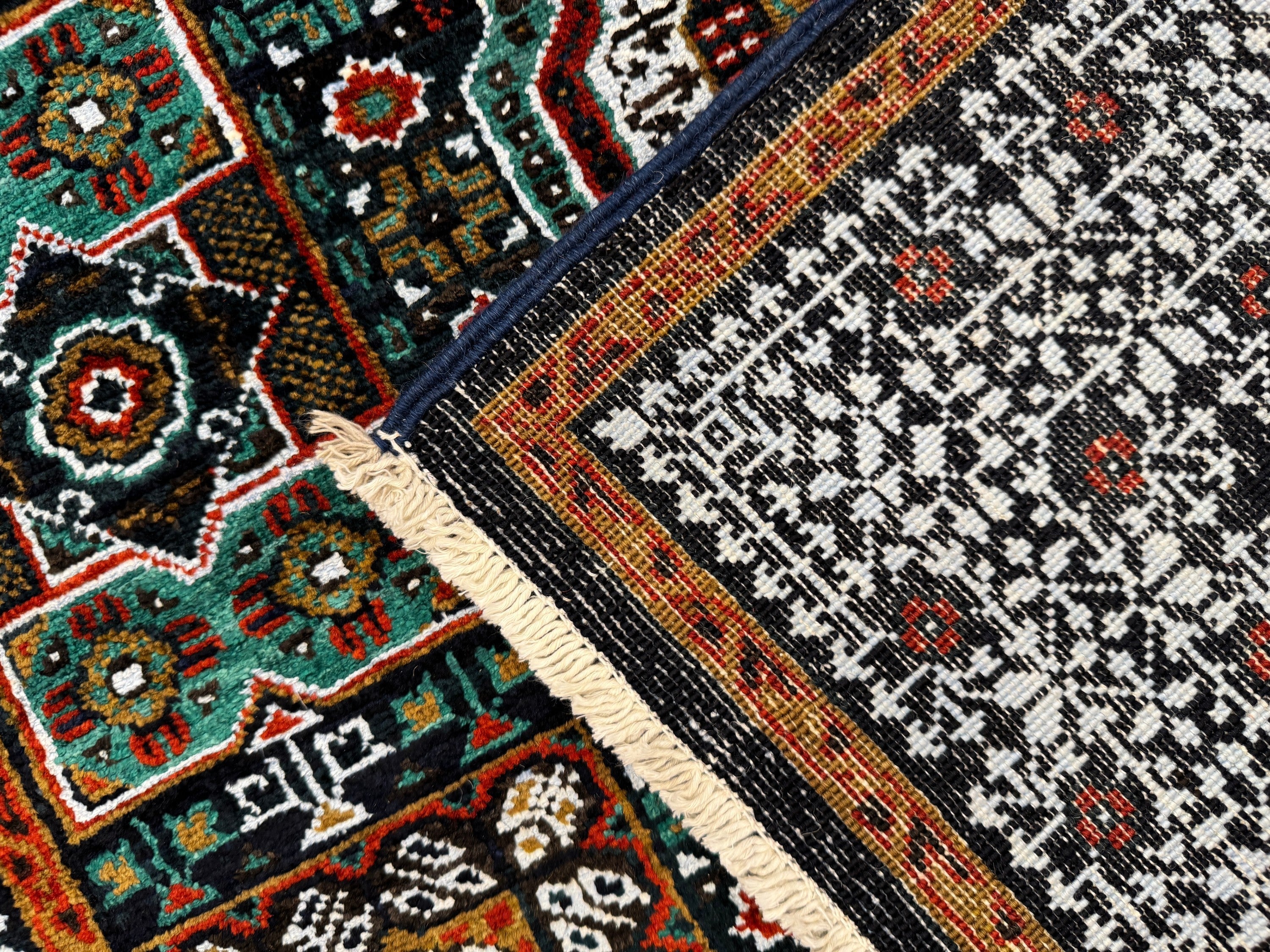 Mamluk Rug - 401 cm x 106 cm