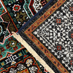 Mamluk Rug - 401 cm x 106 cm