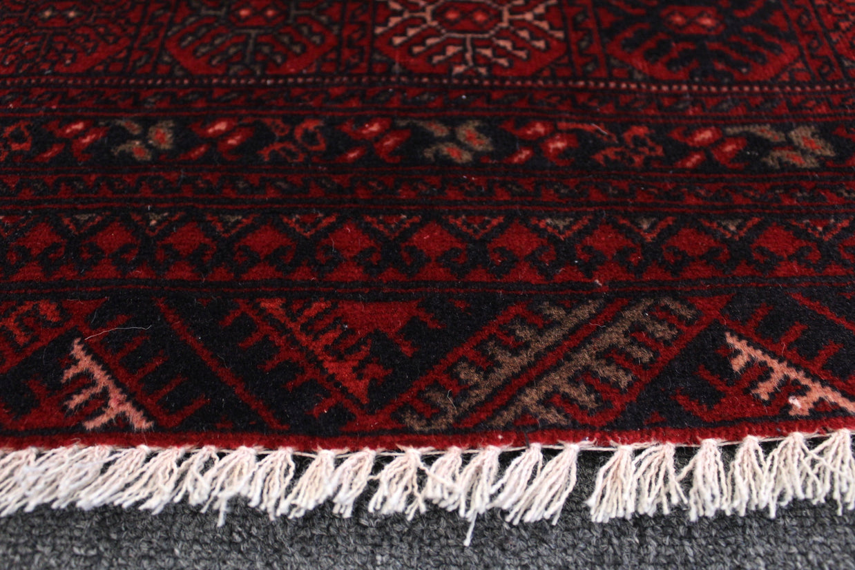 Roshnai Rug - 282 cm x 81 cm
