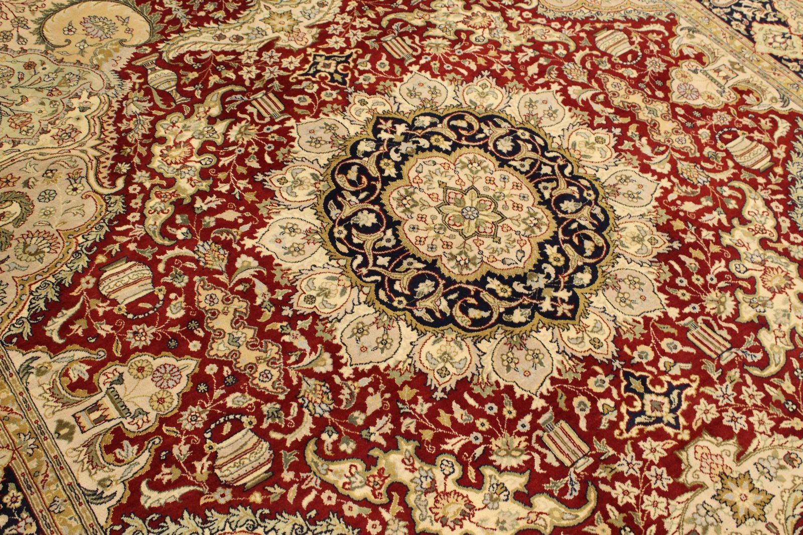 Kashmar Rug - 308 cm x 246 cm