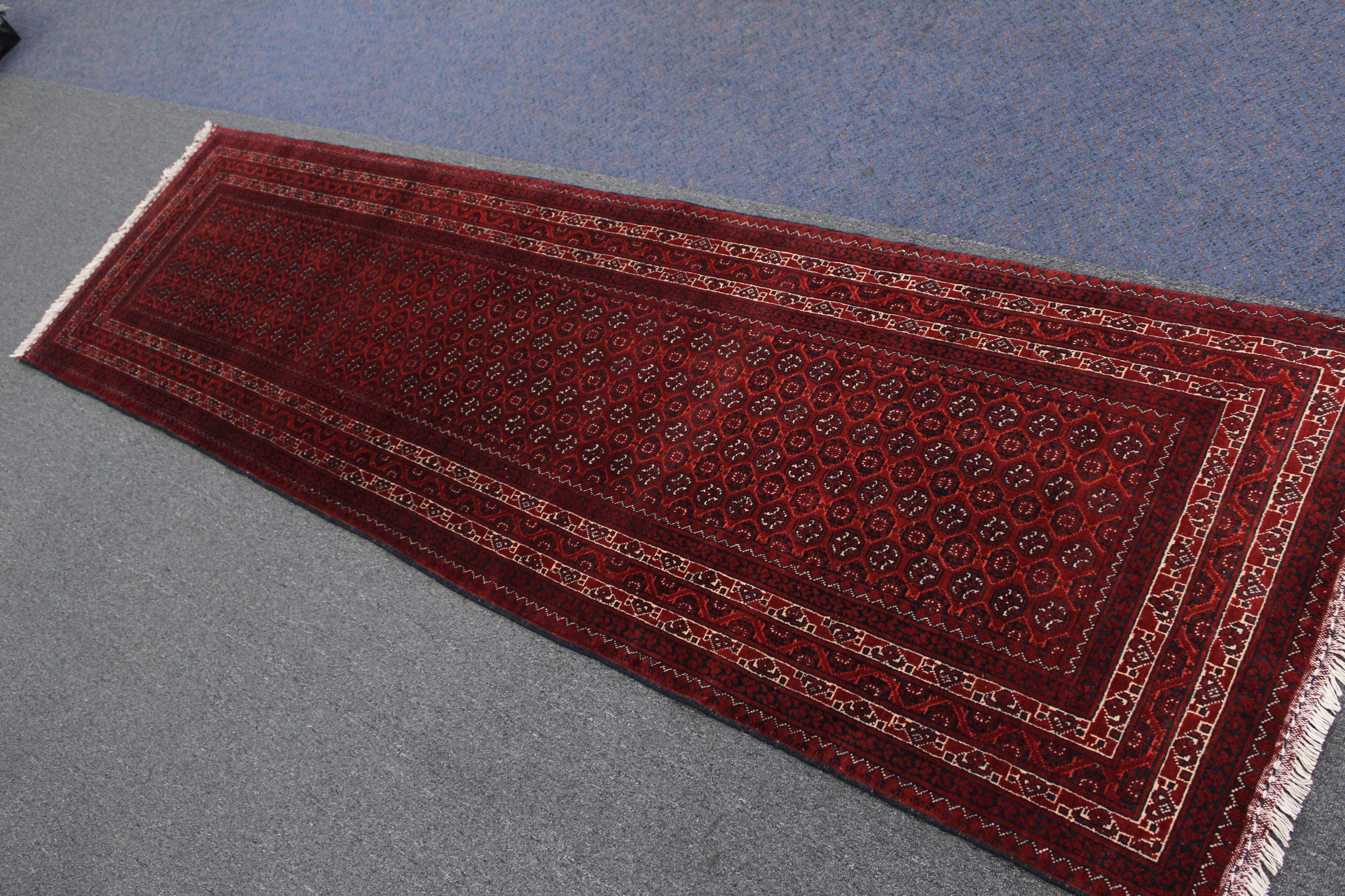 Roshnai Rug - 281 cm x 80 cm