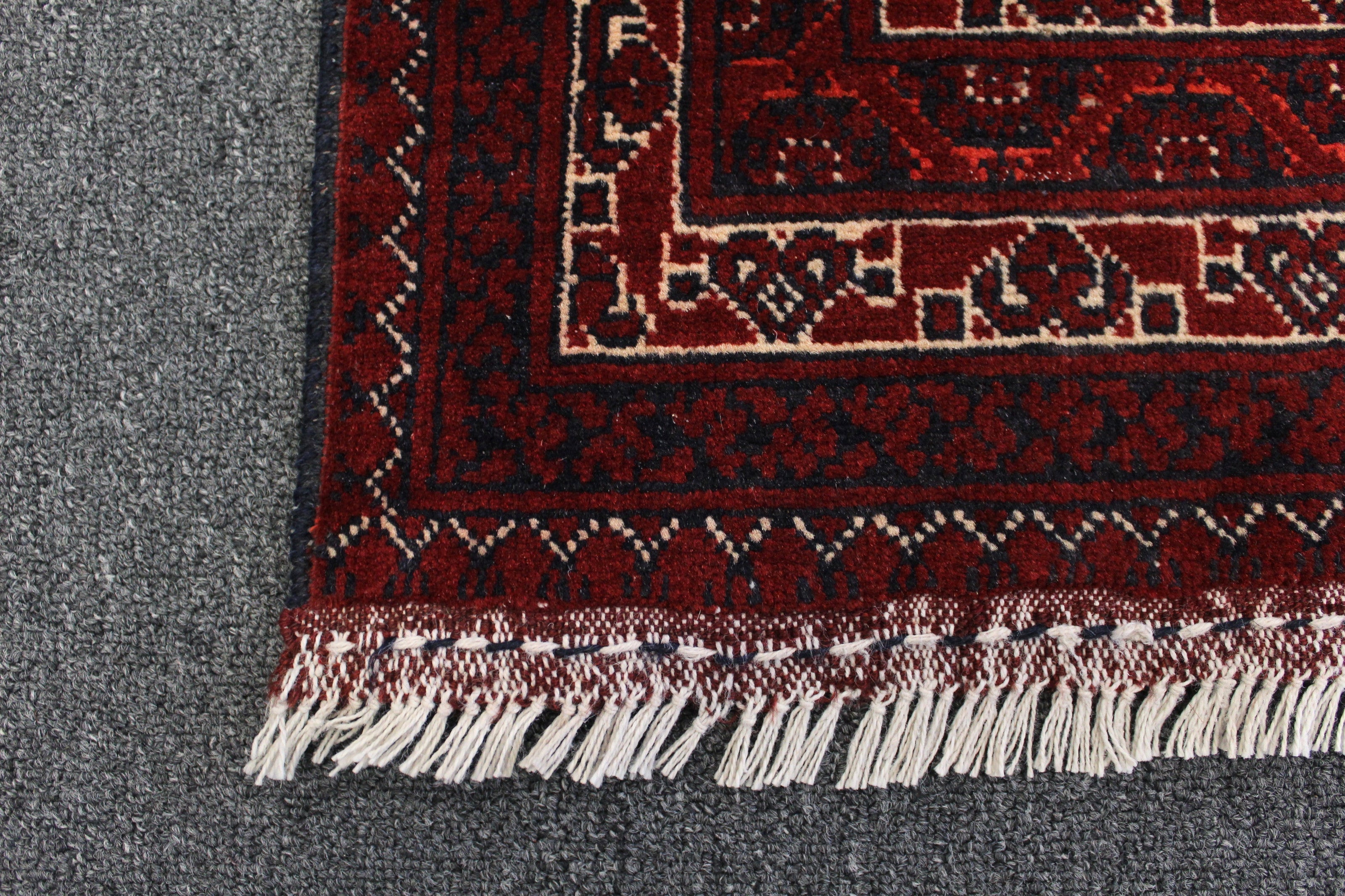 Roshnai Rug - 281 cm x 80 cm