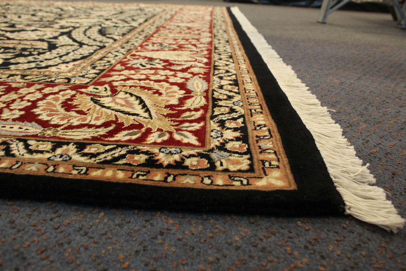Gulistan Rug - 310 cm x 250 cm (approx)