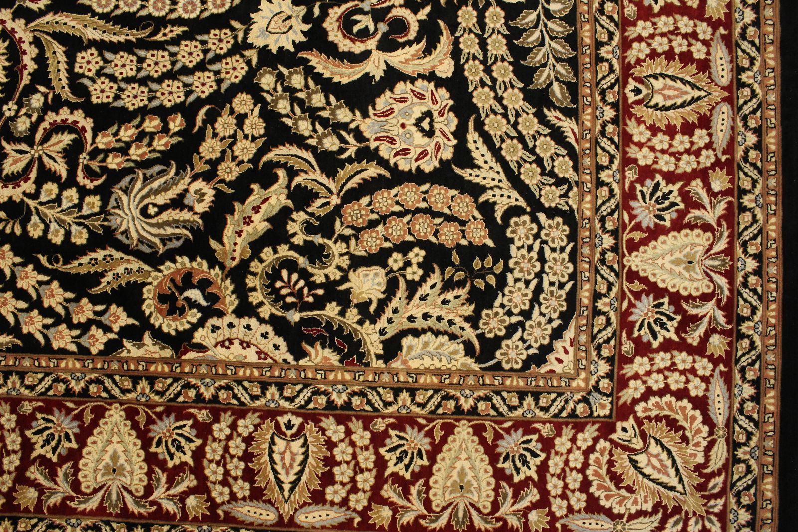 Gulistan Rug - 310 cm x 250 cm (approx)