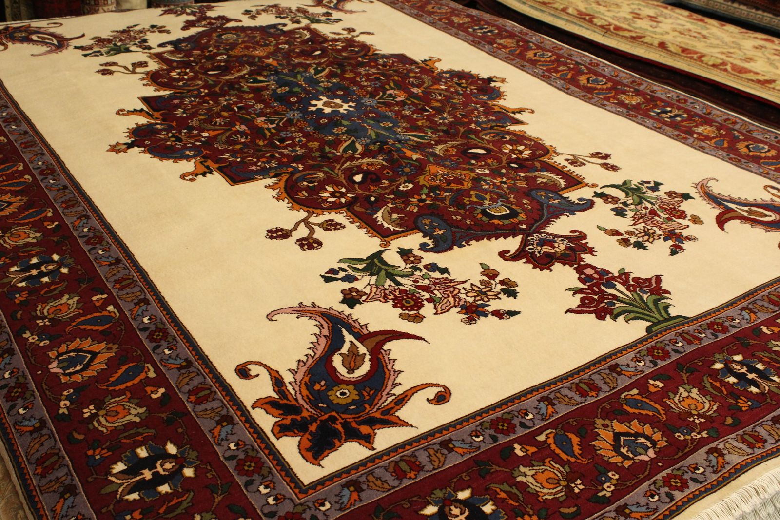 Kerman Shah Rug - 361 cm x 252 cm