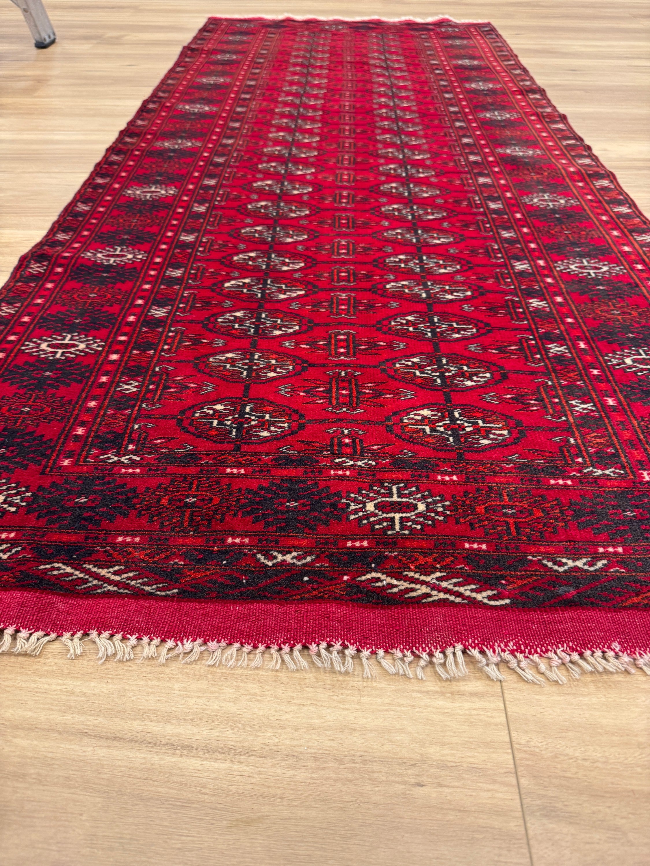 Roshnai Rug - 189 cm x 82 cm