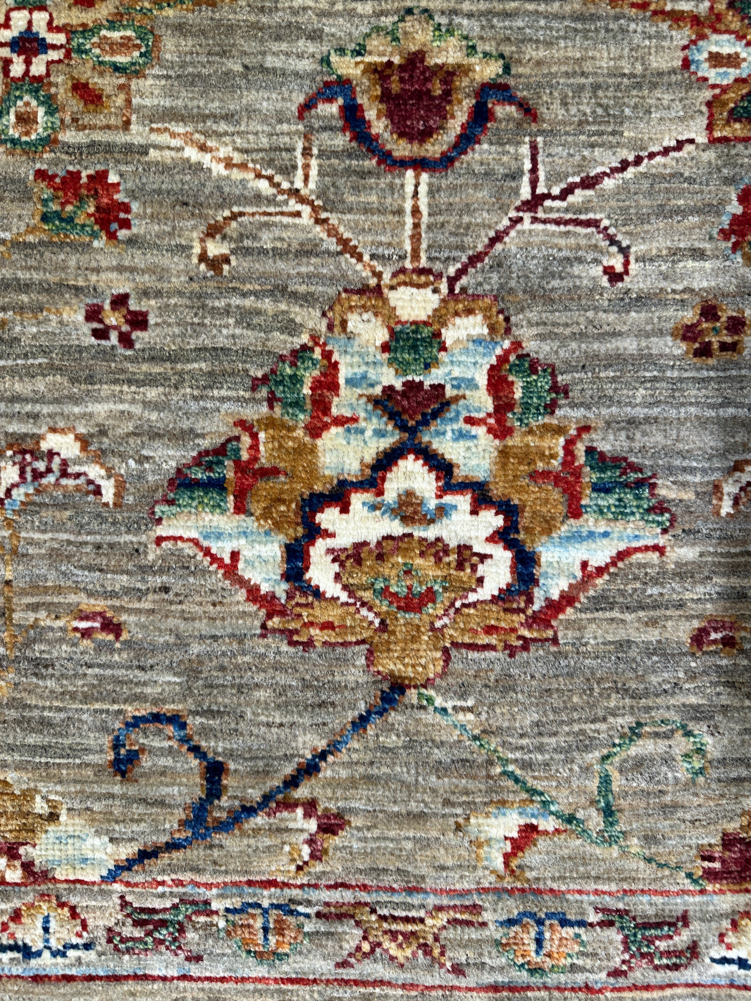 Sultani Rug - 120 cm x 80 cm