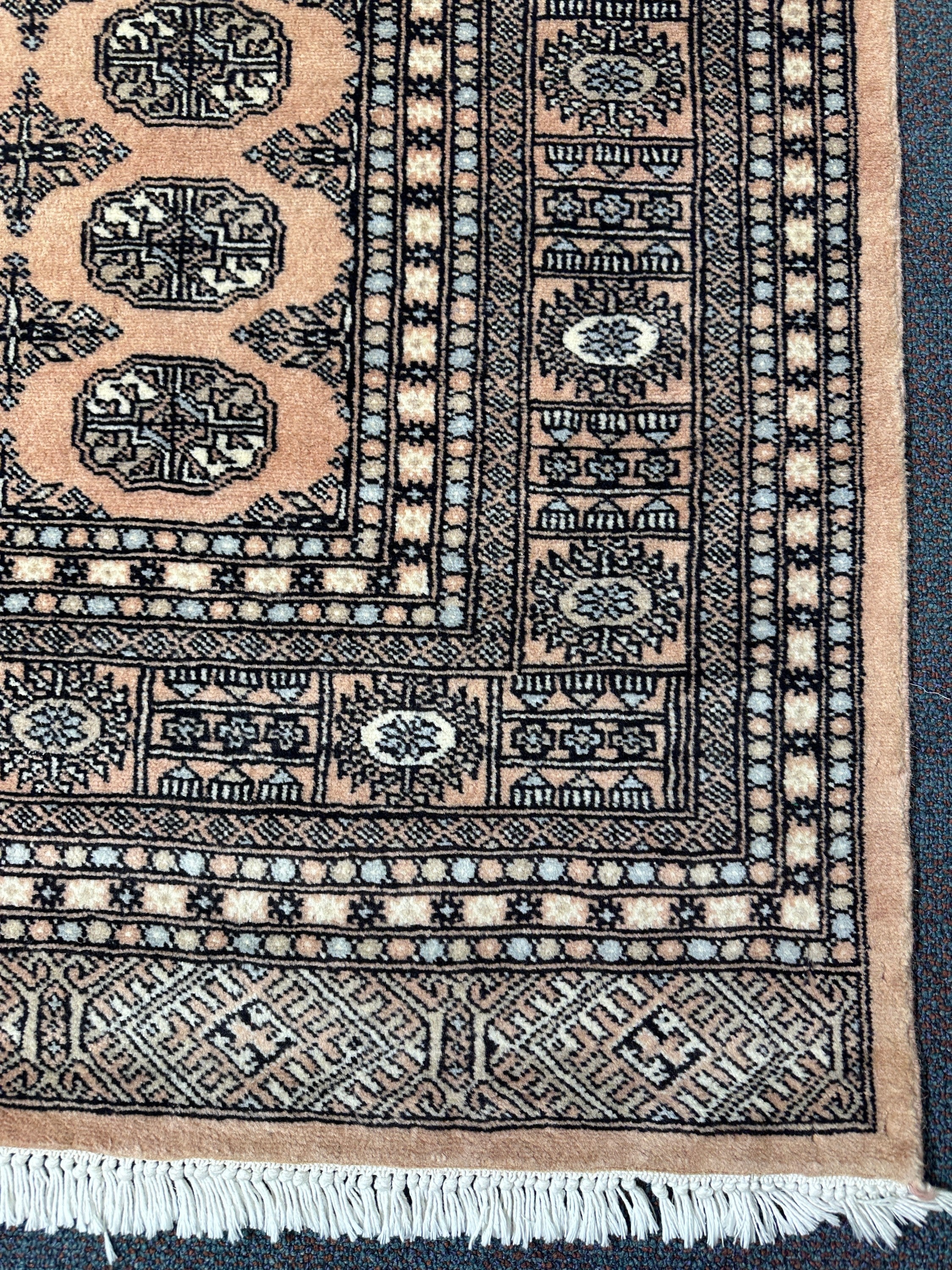 Bokhara Rug - 240 cm x 157 cm