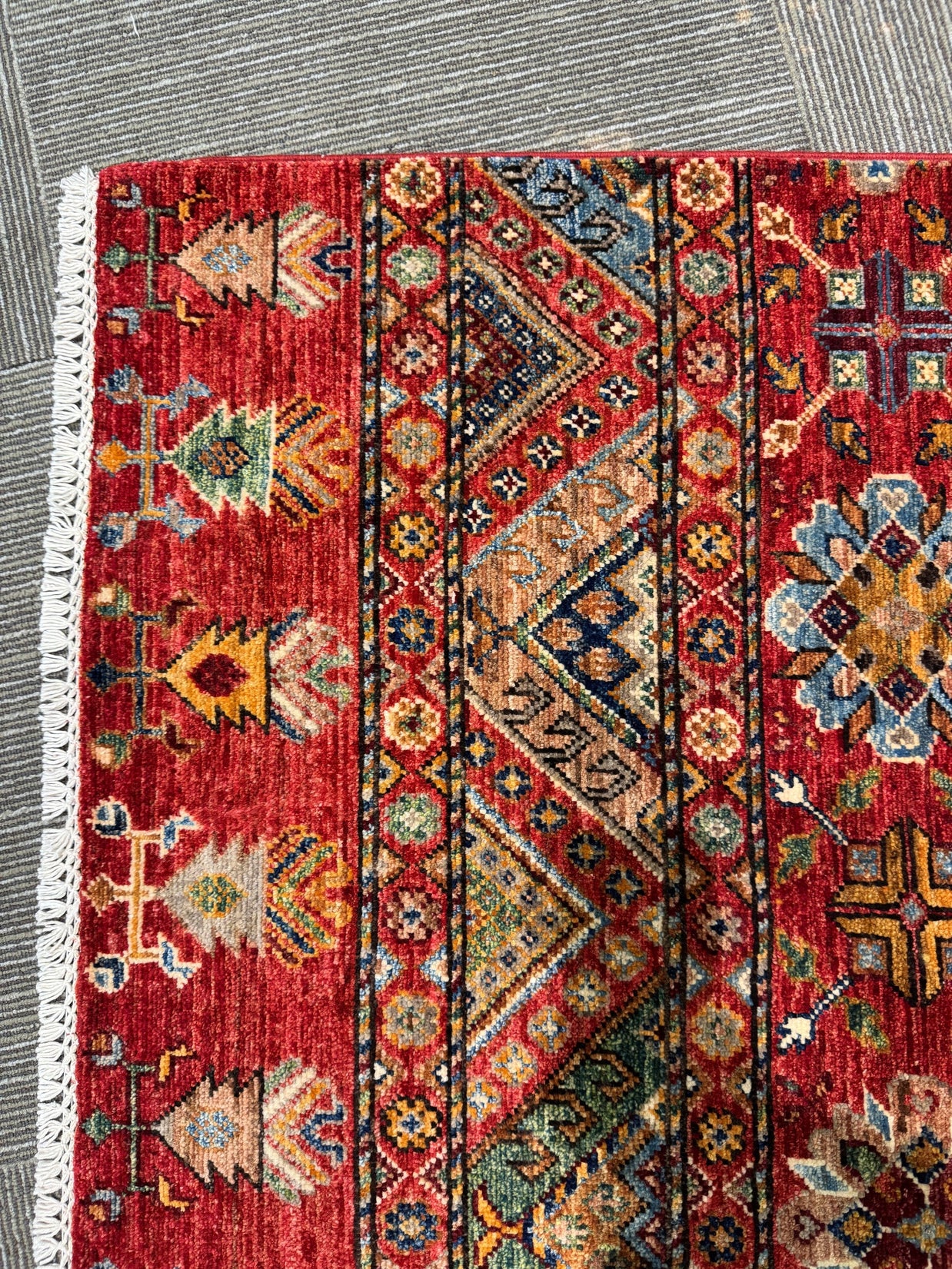 Khurjeen Rug - 309 cm x 201 cm