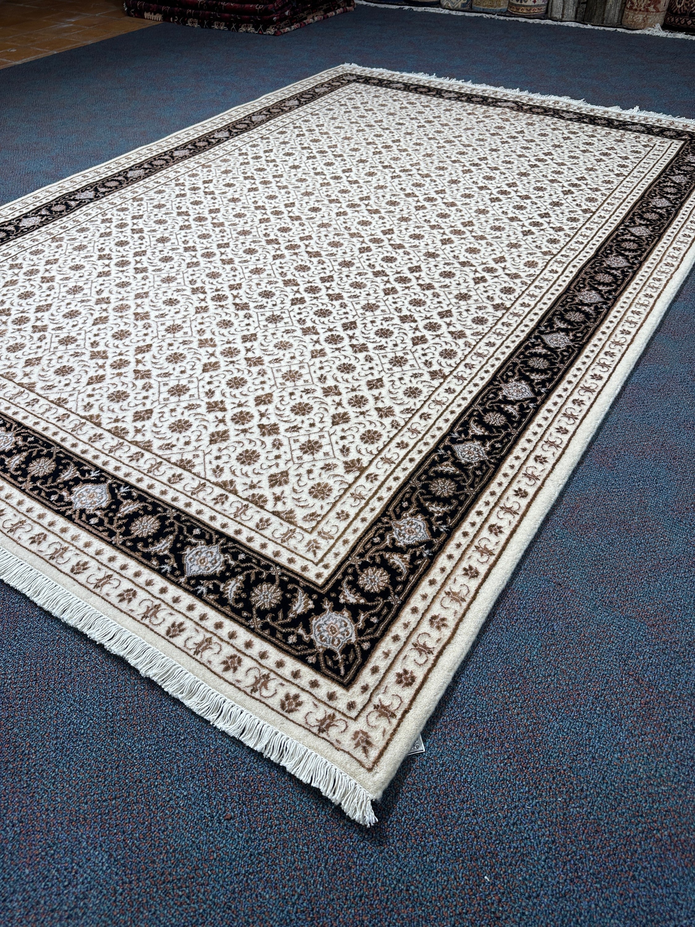 Herati Rug - 247 cm x 171 cm