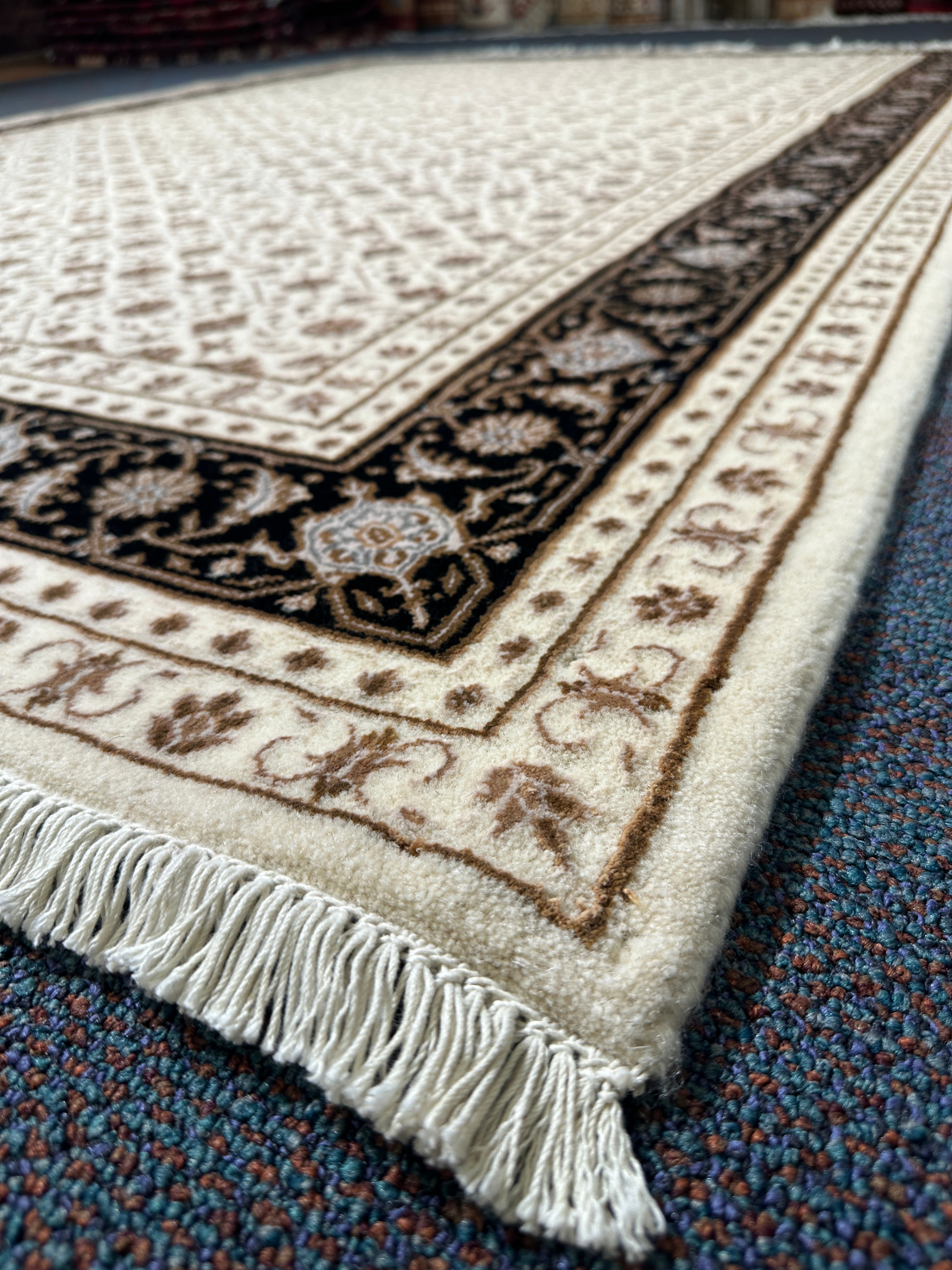 Herati Rug - 247 cm x 171 cm
