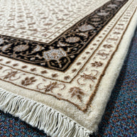 Herati Rug - 247 cm x 171 cm