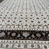 Herati Rug - 247 cm x 171 cm