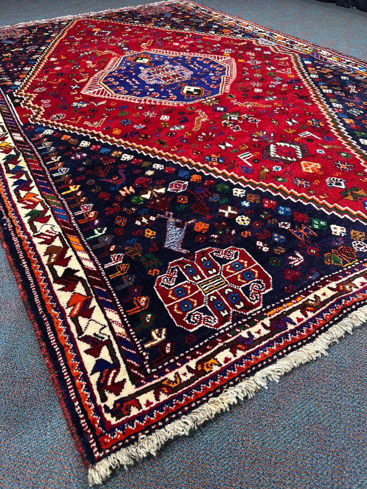 Abadeh Rug - 275 cm x 179 cm