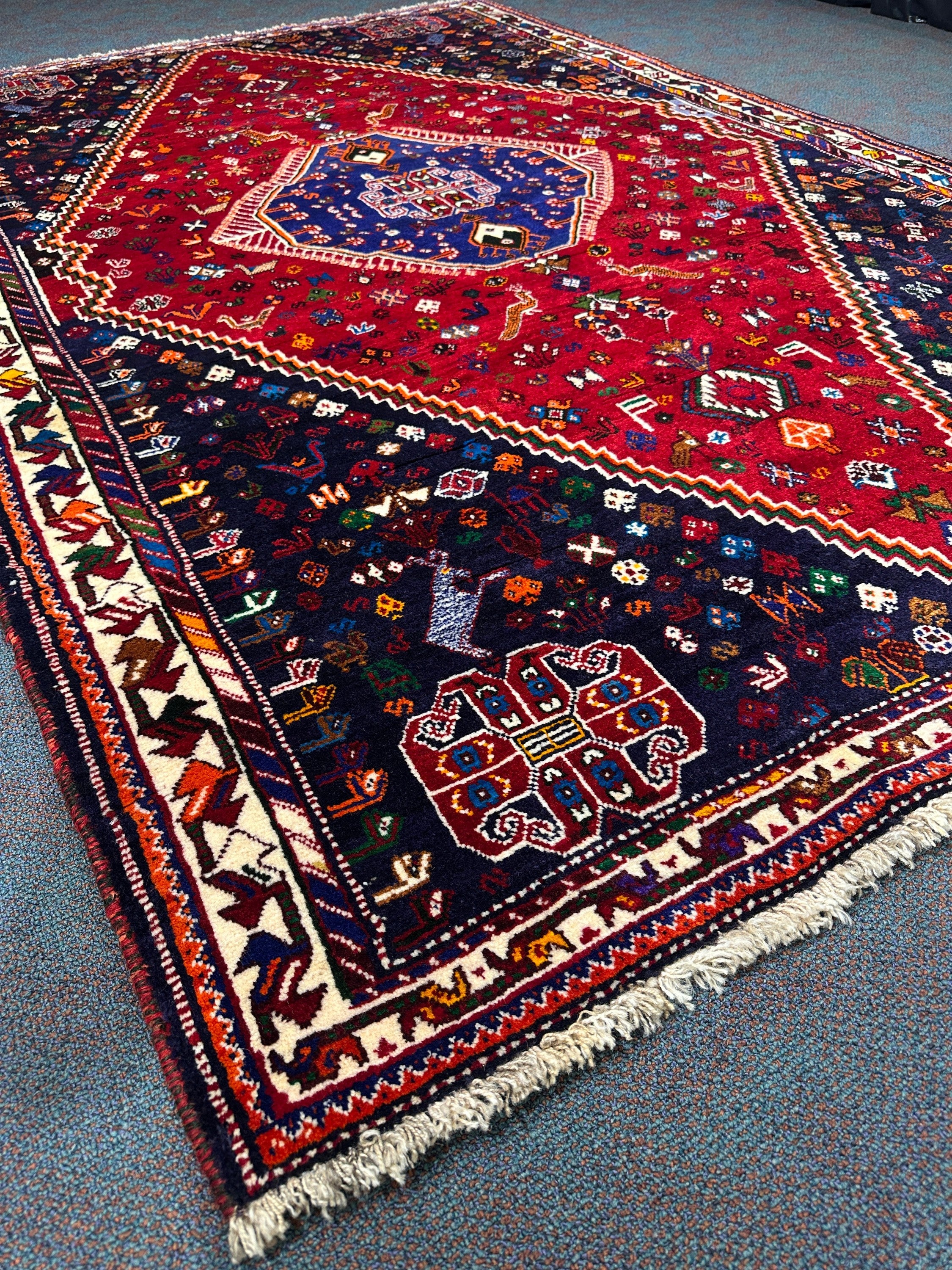Abadeh Rug - 275 cm x 179 cm