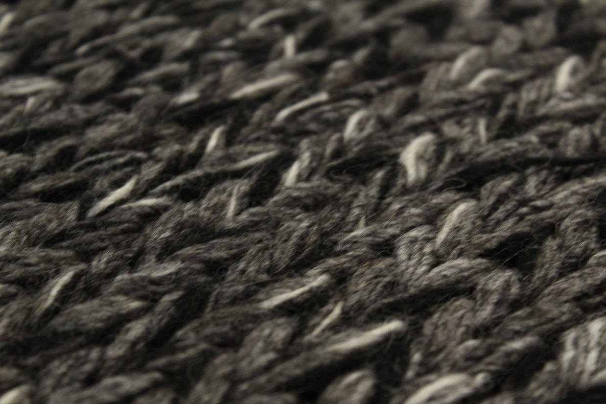 Indian Handwoven Rug - 233 cm x 131 cm