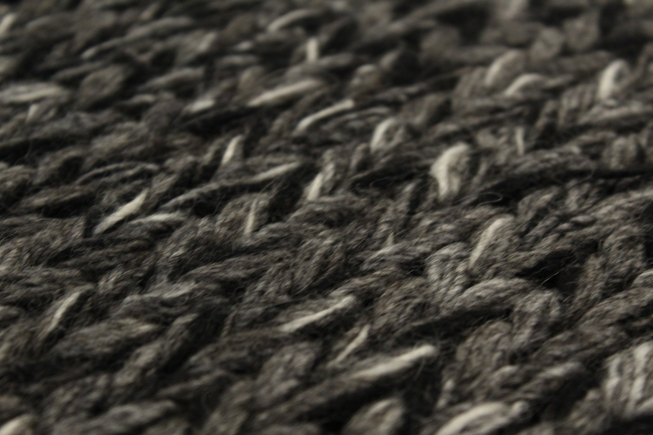Indian Handwoven Rug - 233 cm x 131 cm