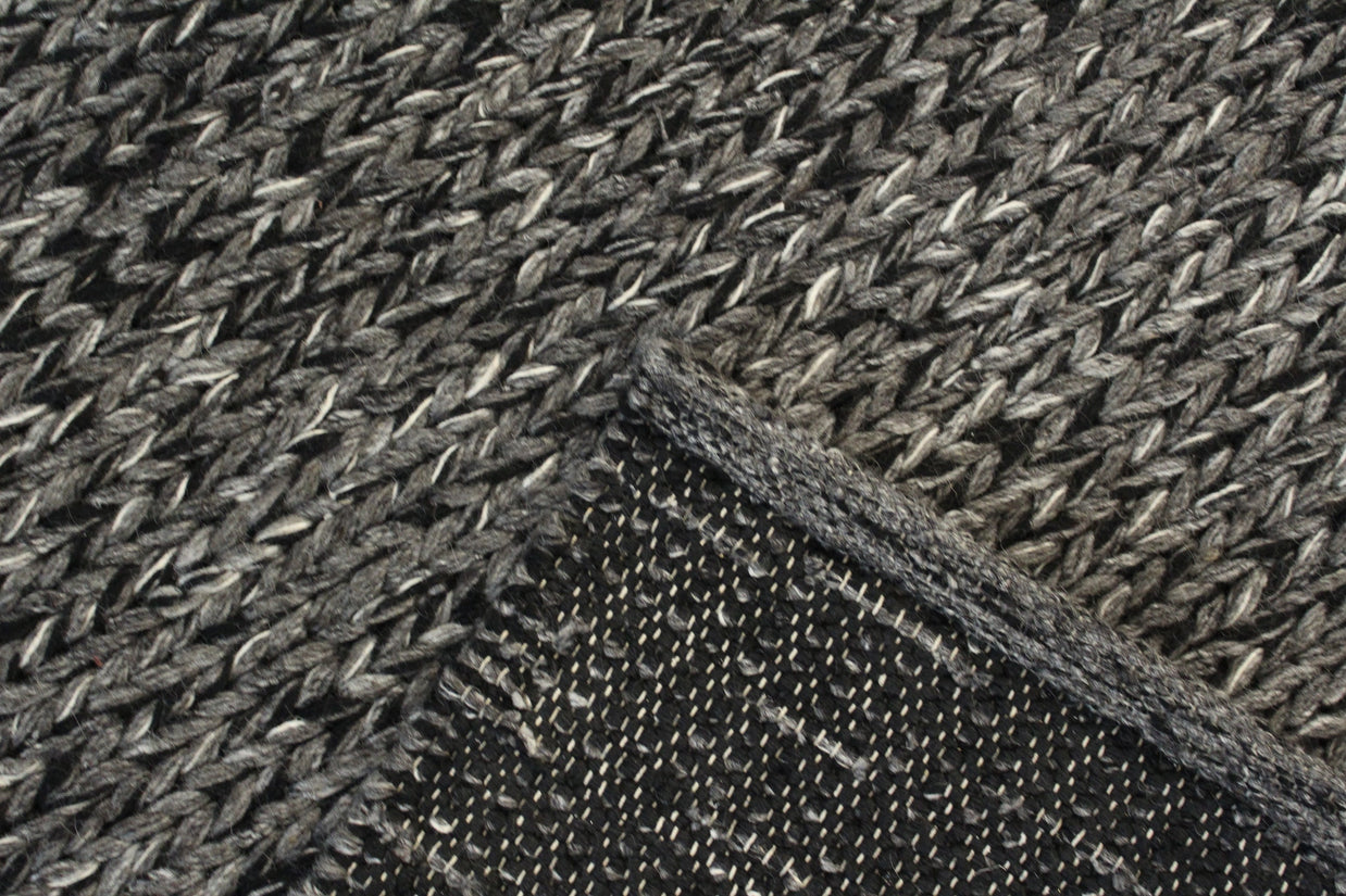 Indian Handwoven Rug - 233 cm x 131 cm