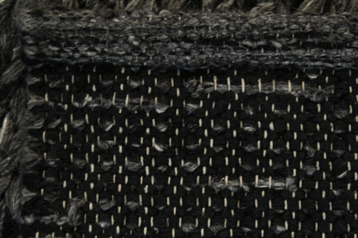Indian Handwoven Rug - 233 cm x 131 cm