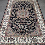 Nain - 270 cm x 176 cm