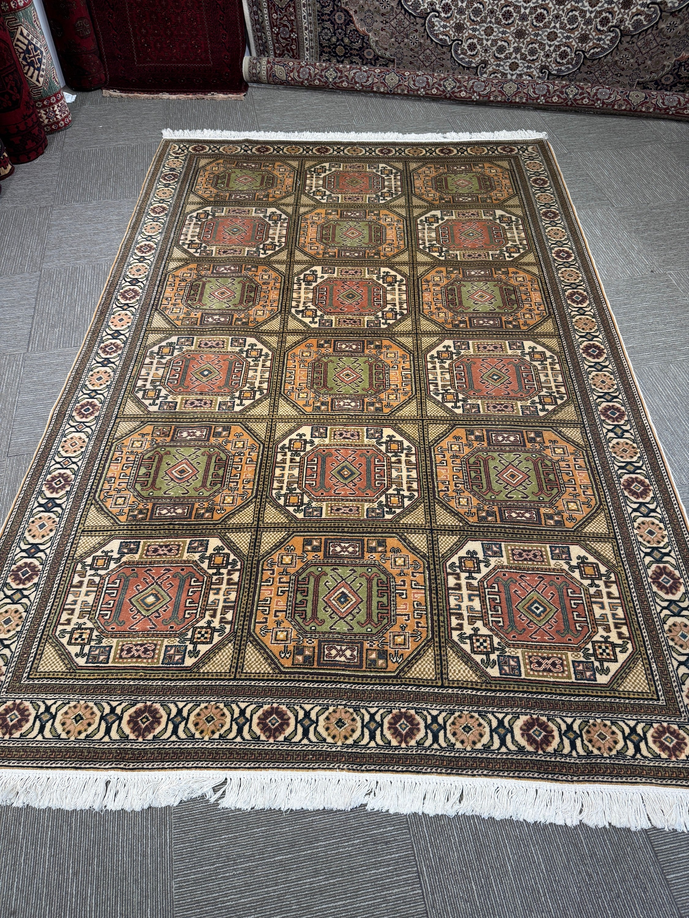Turkish Rug - 300 cm x 200 cm