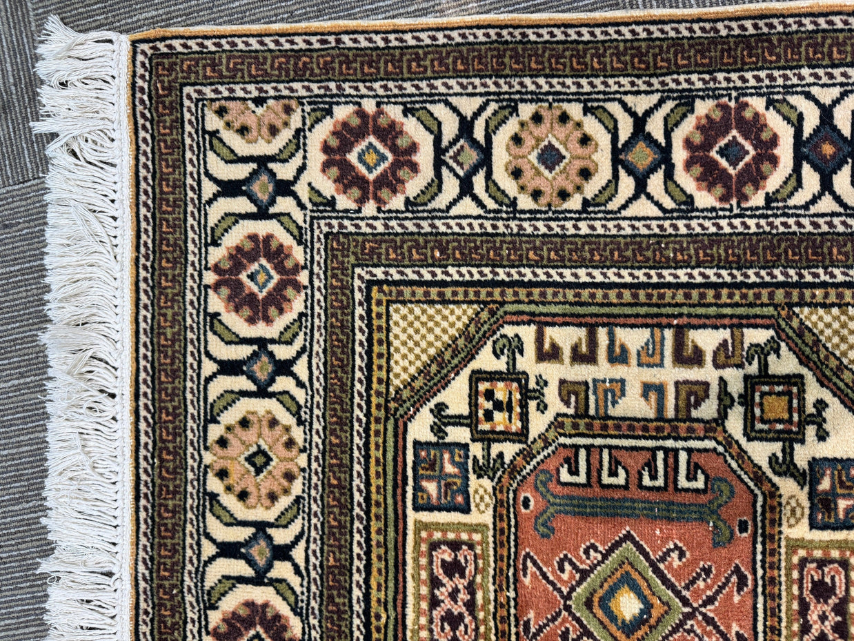 Turkish Rug - 300 cm x 200 cm