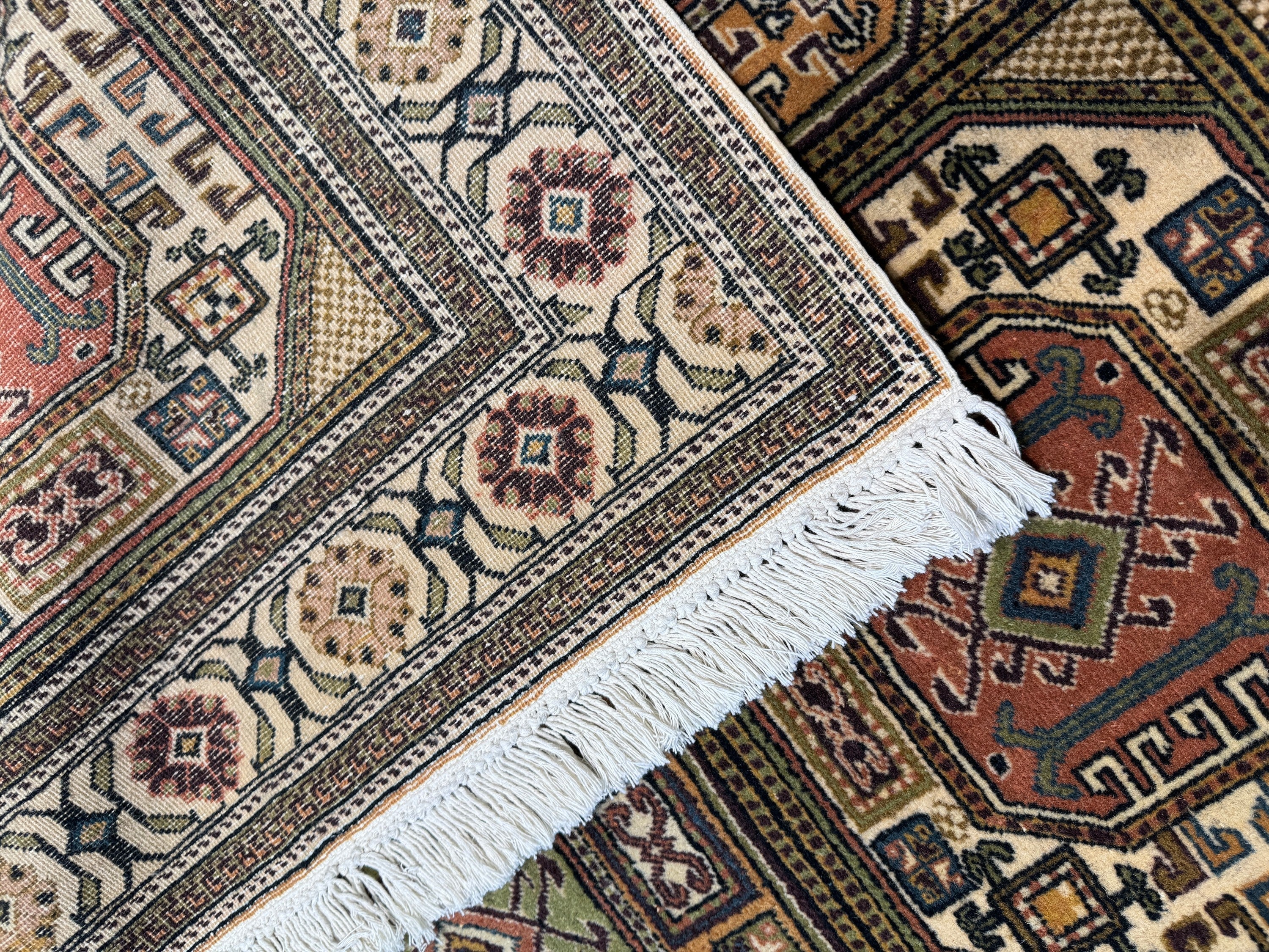 Turkish Rug - 300 cm x 200 cm