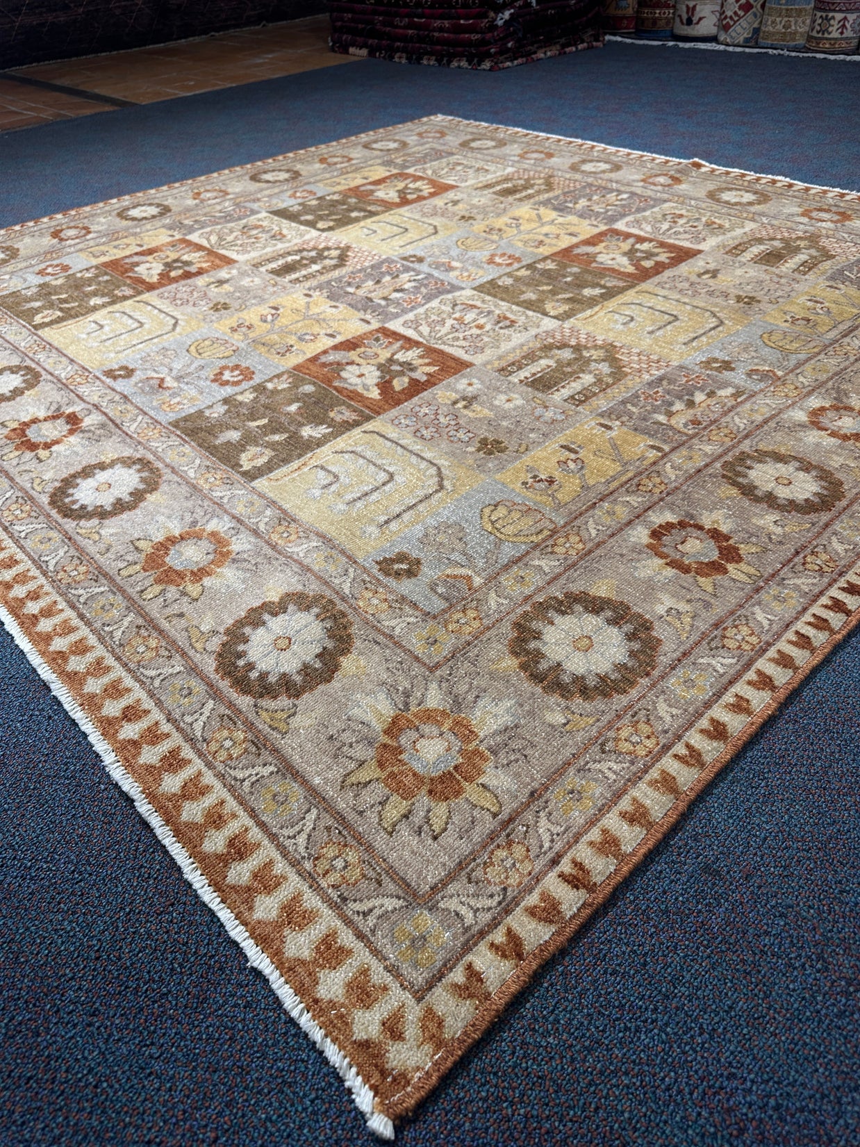 Chobi Rug - 206 cm x 194 cm