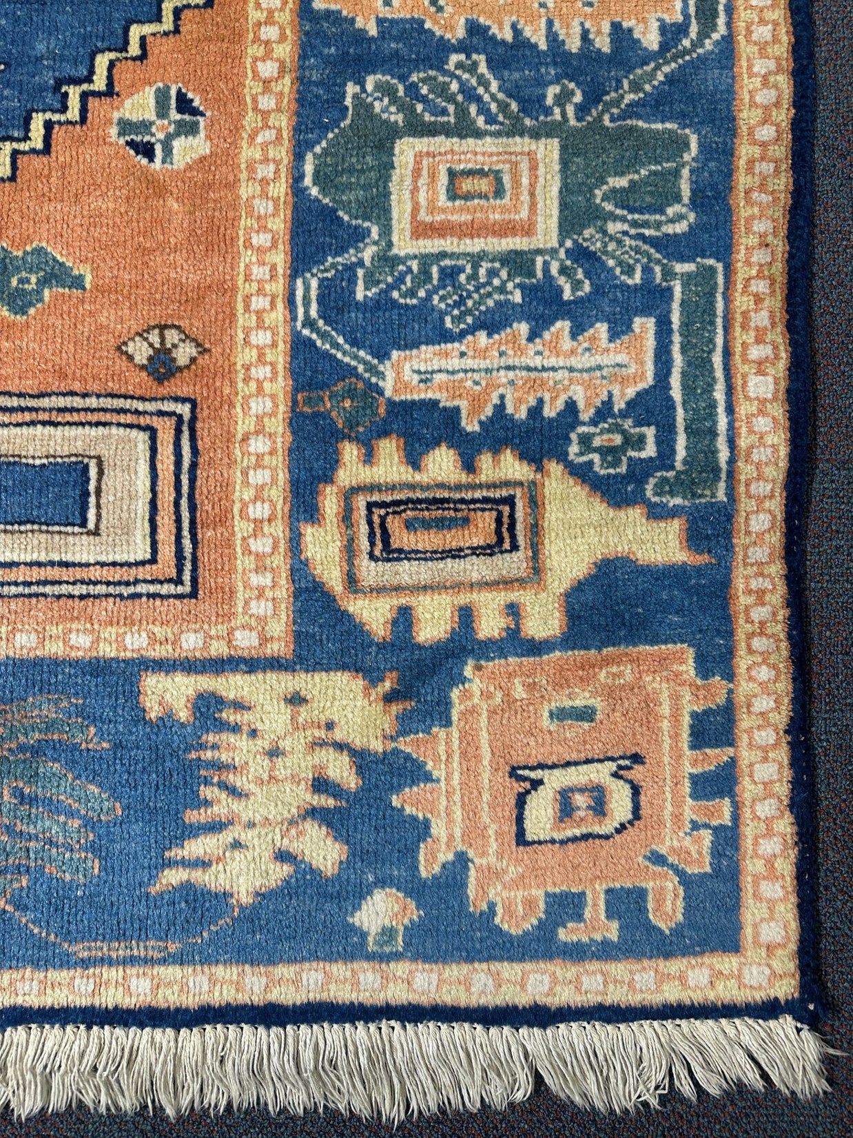 Kony Rug - 207 cm x 198 cm