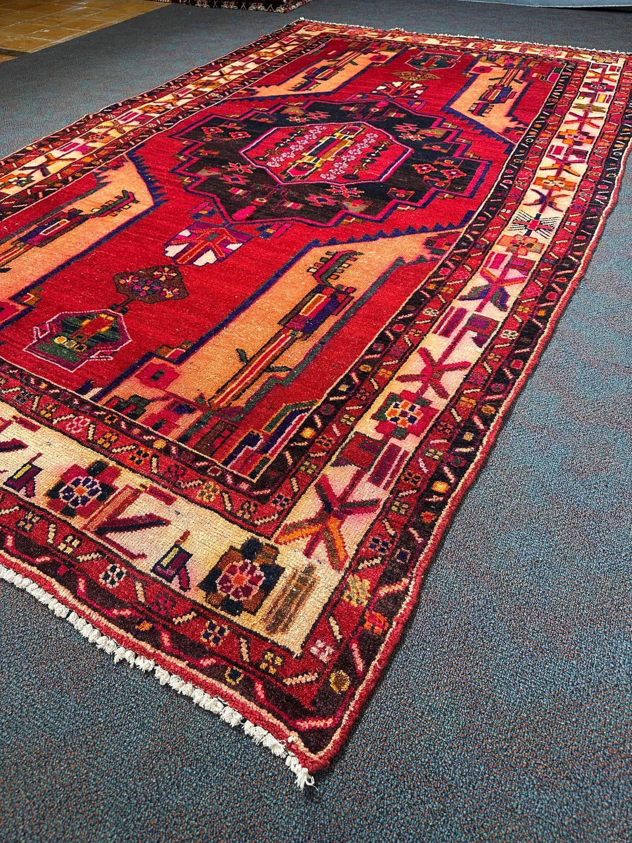 Hamadan Rug  - 308 cm x 177 cm