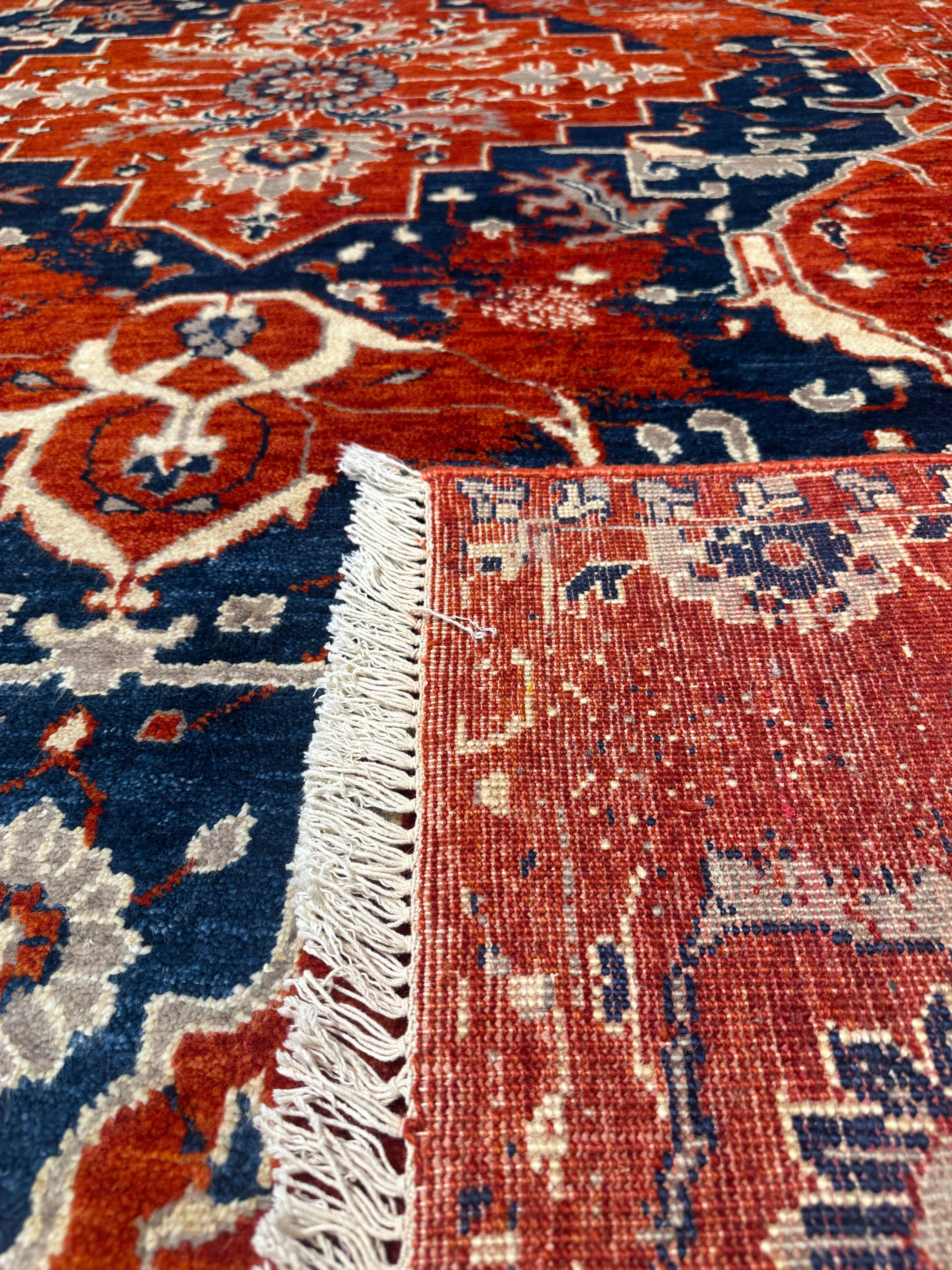 Heriz Rug  - 270 cm x 182 cm