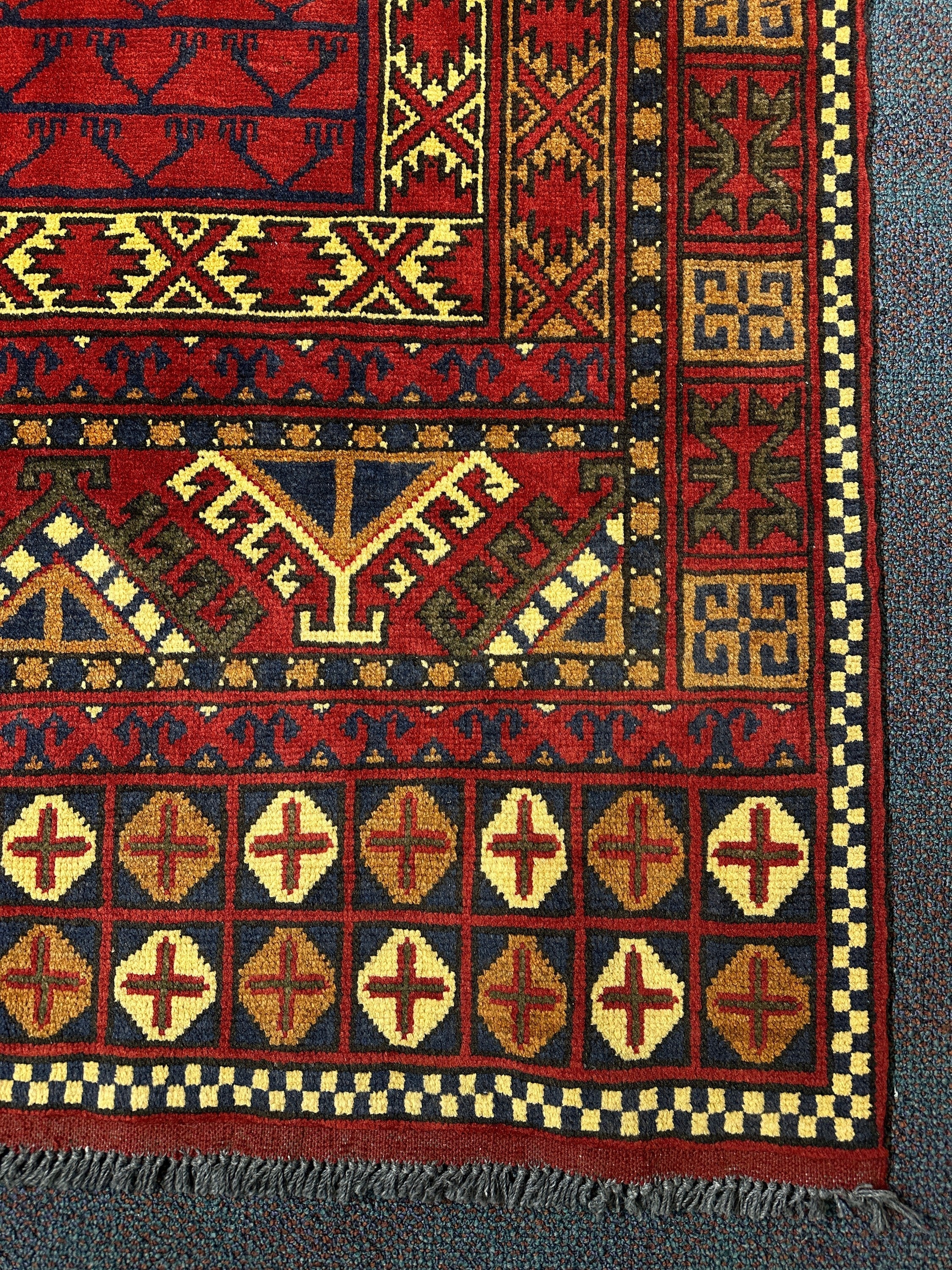 Hatchlu Rug  - 298 cm x 218 cm