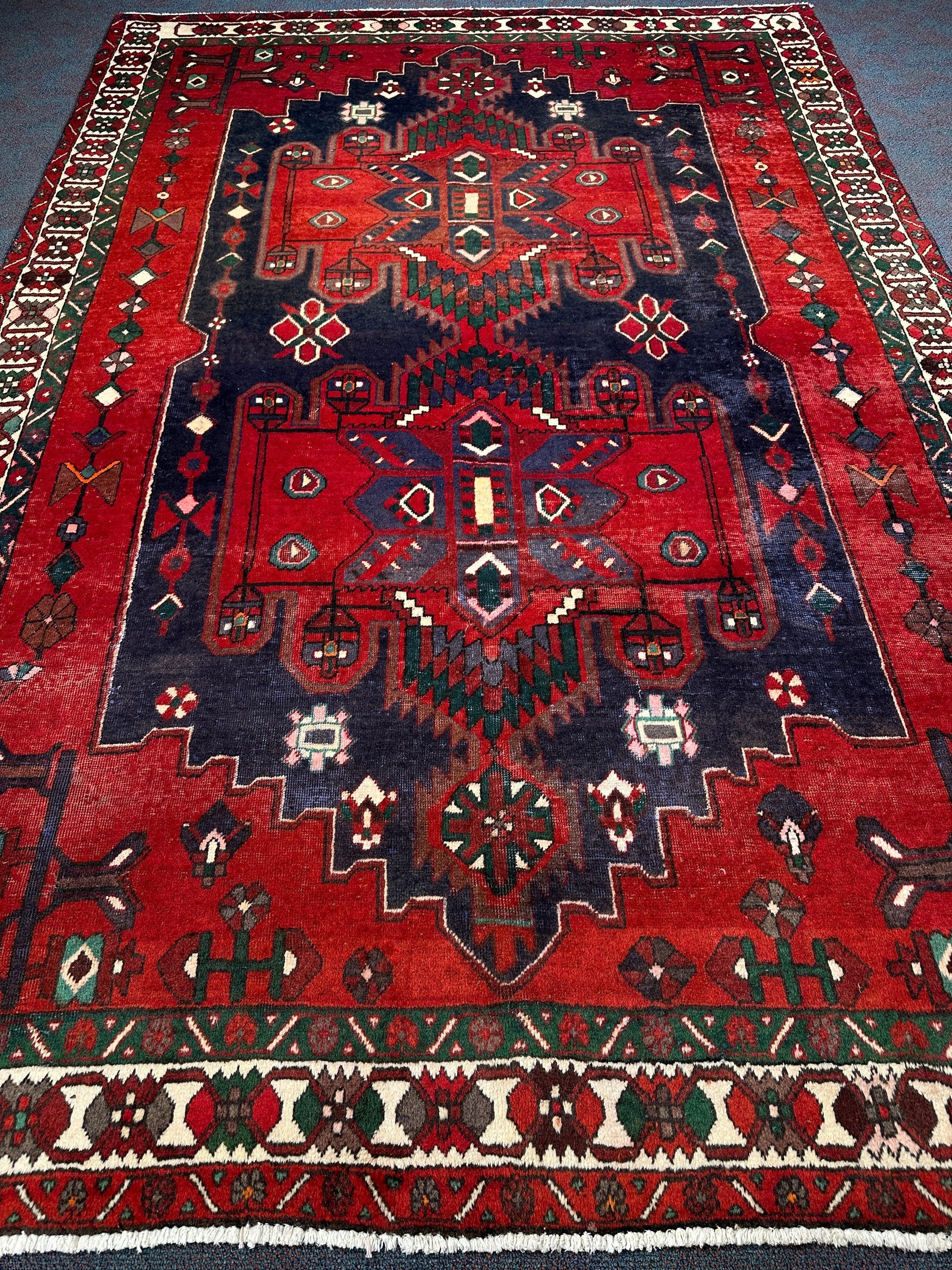 Hamadan Rug (Vintage/Antique) - 303 cm x 205 cm