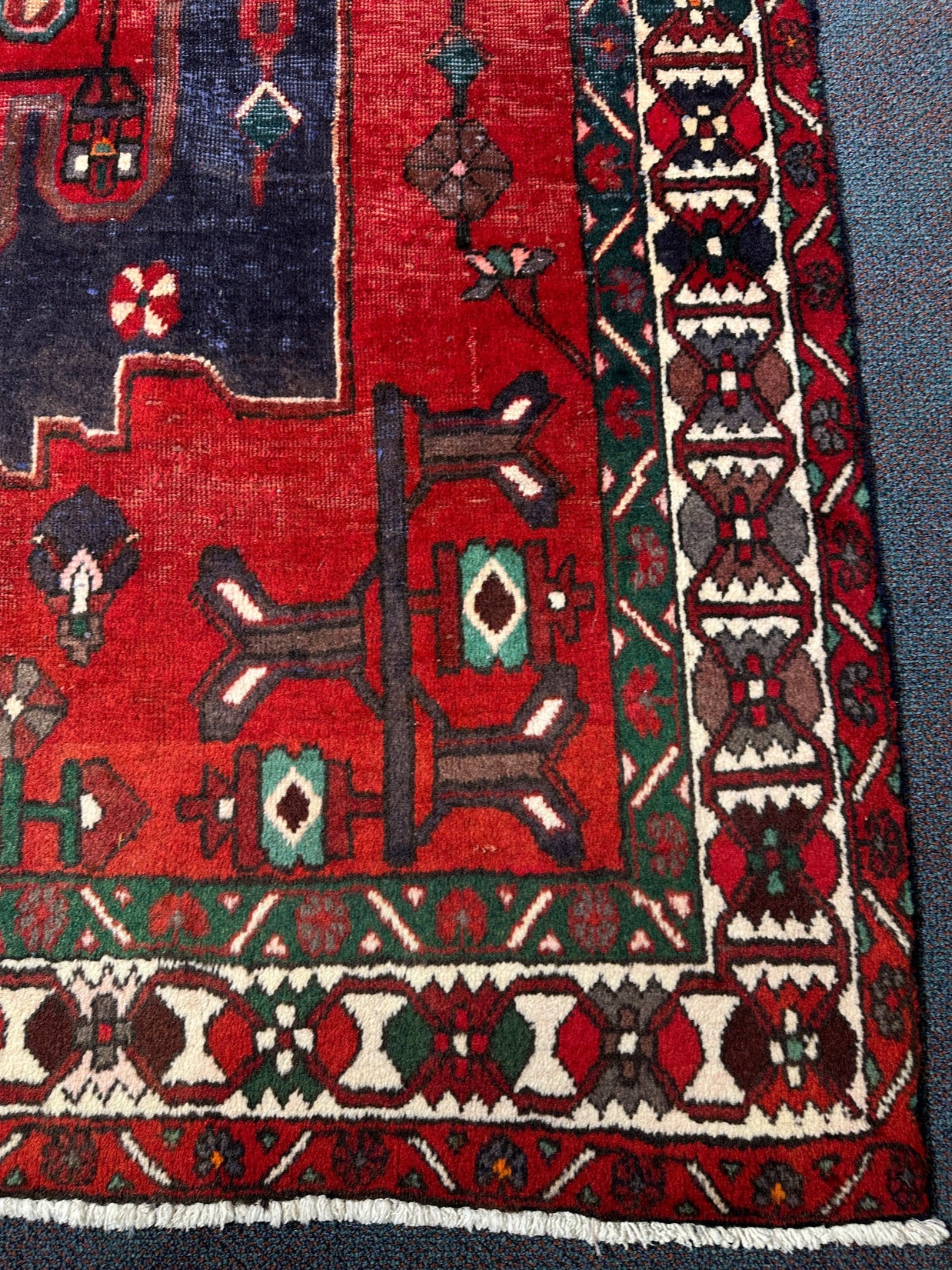 Hamadan Rug (Vintage/Antique) - 303 cm x 205 cm