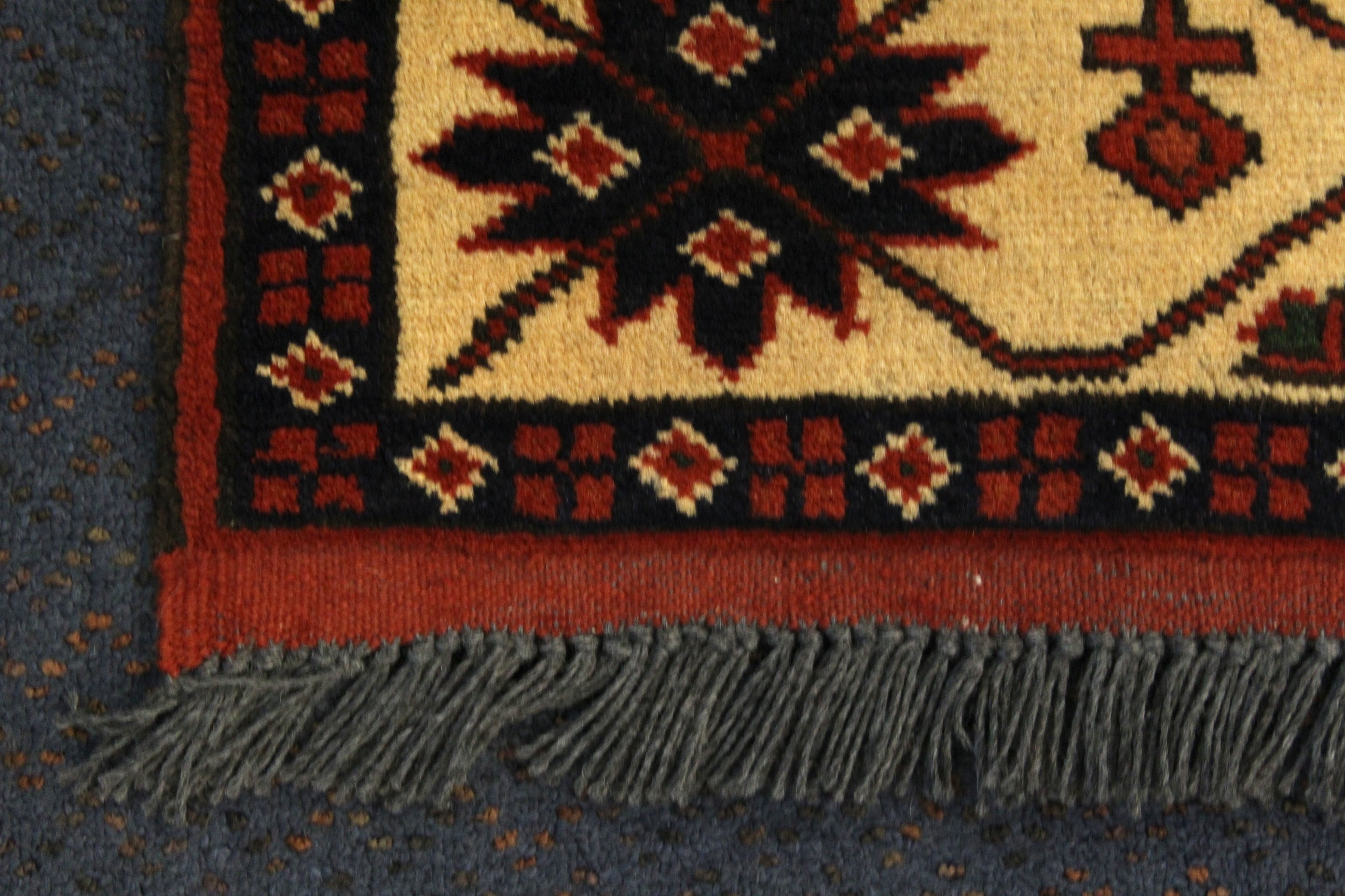Karghai Rug - 167 cm x 123 cm