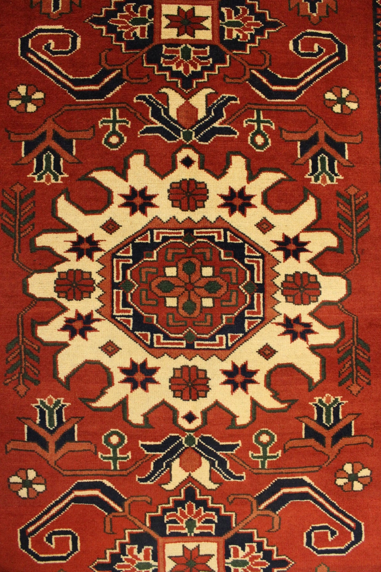Karghai Rug - 167 cm x 123 cm