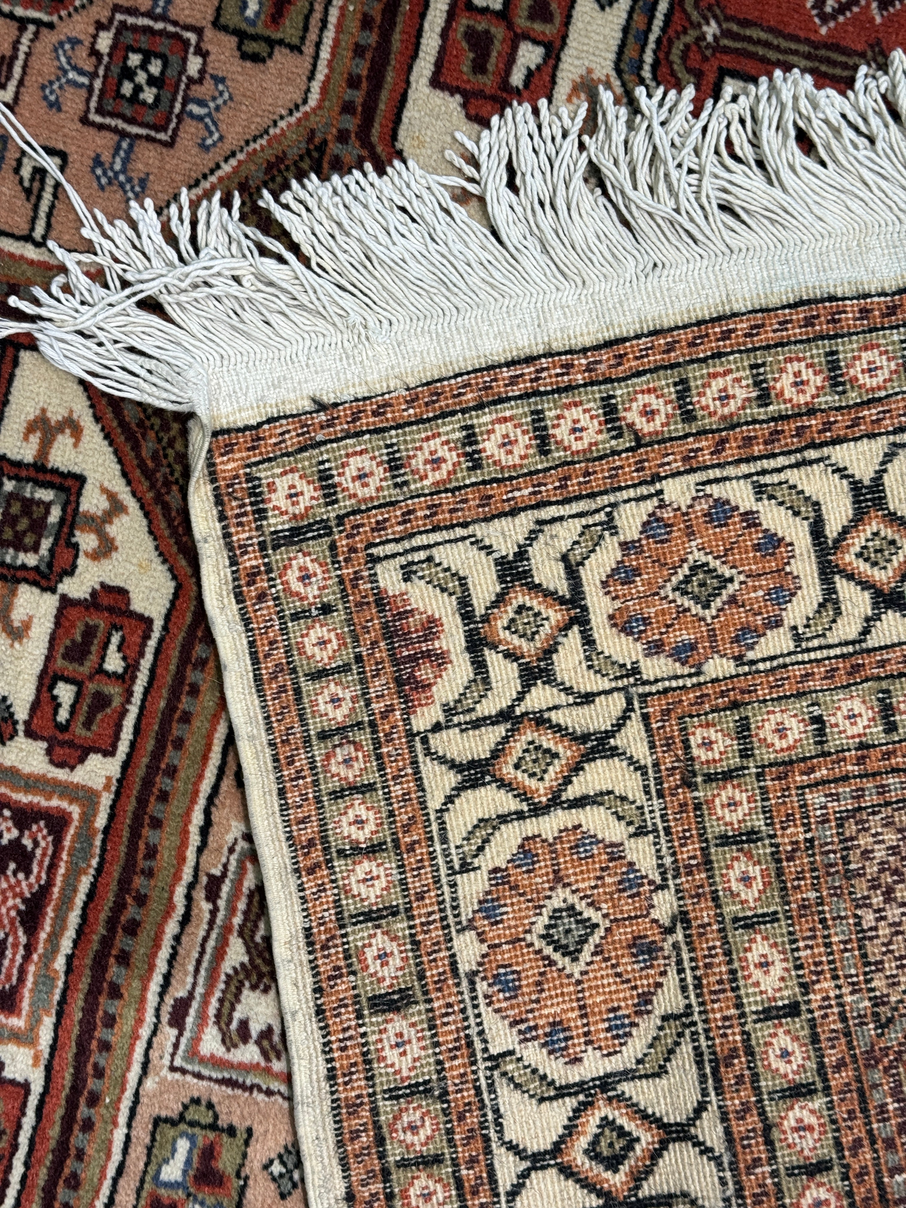 Turkish Rug - 300 cm x 200 cm