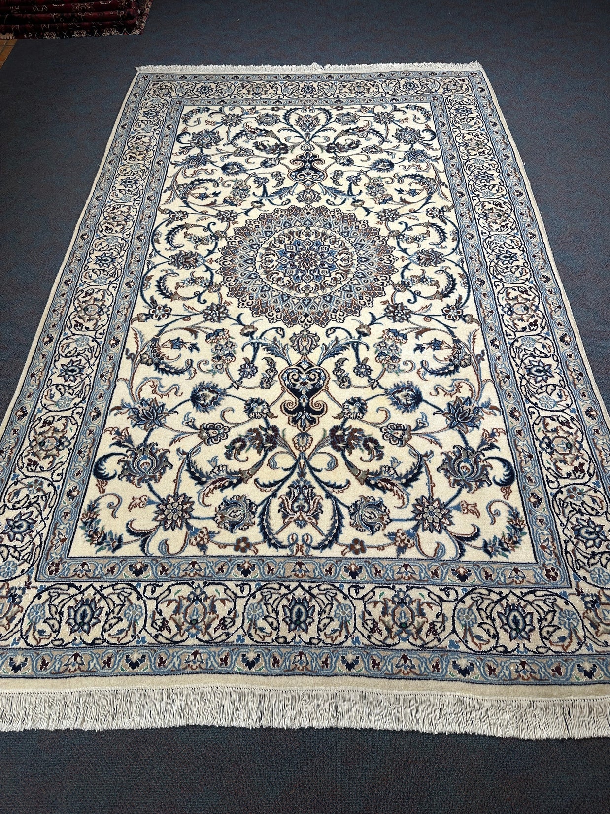Nain Rug - 300 cm x 193 cm