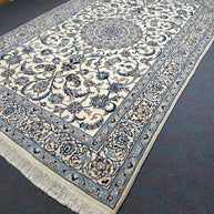 Nain Rug - 300 cm x 193 cm