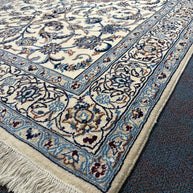 Nain Rug - 300 cm x 193 cm